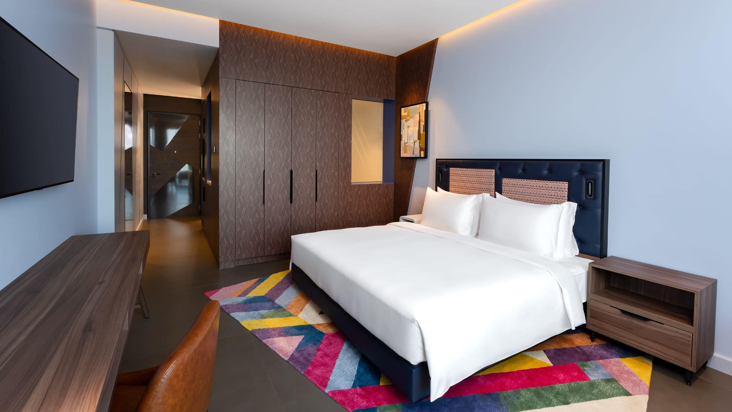 Hyatt Centric Jumeirah Dubai King Guestroom Bed