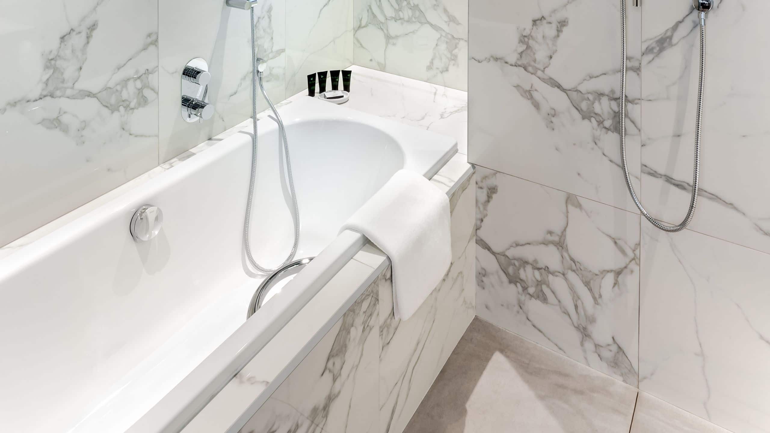 6 of 7 Hyatt Centric Jumeirah Dubai Standard Bathroom Bathtub