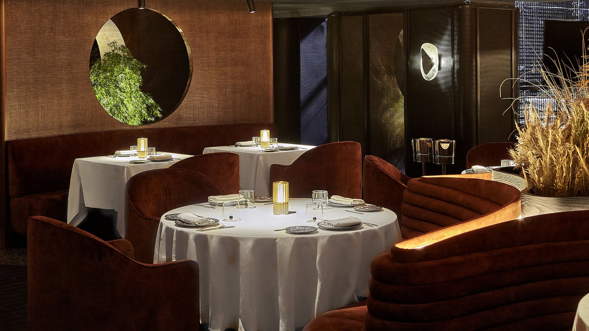 Hyatt Regency Hesperia Madrid Lena Restaurant Dining Room Details