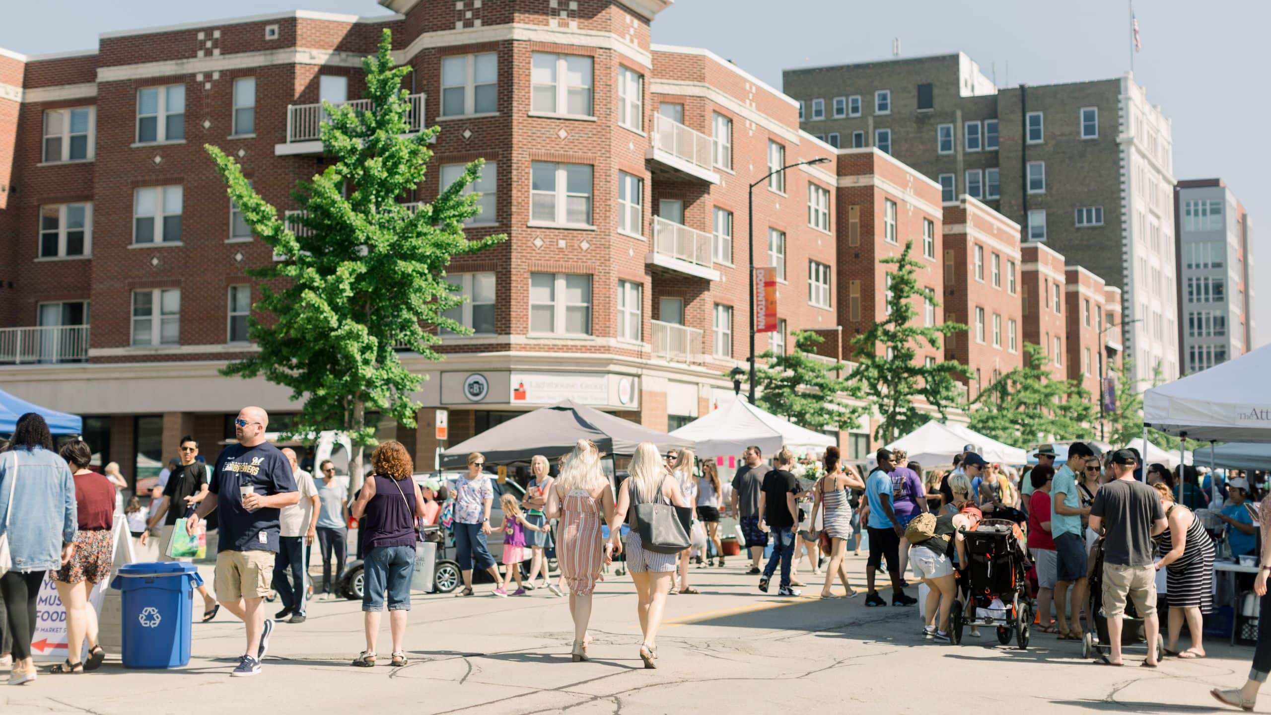 Hyatt Regency Green Bay Summer Saturday Farmers Market