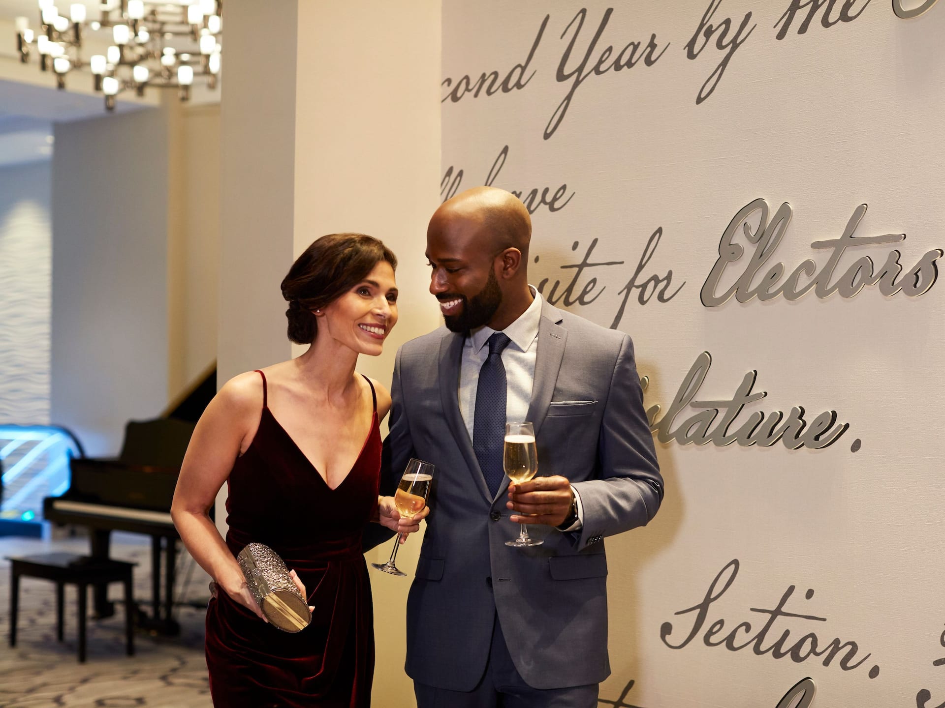 Grand Hyatt Washington Constitution Wall Couple