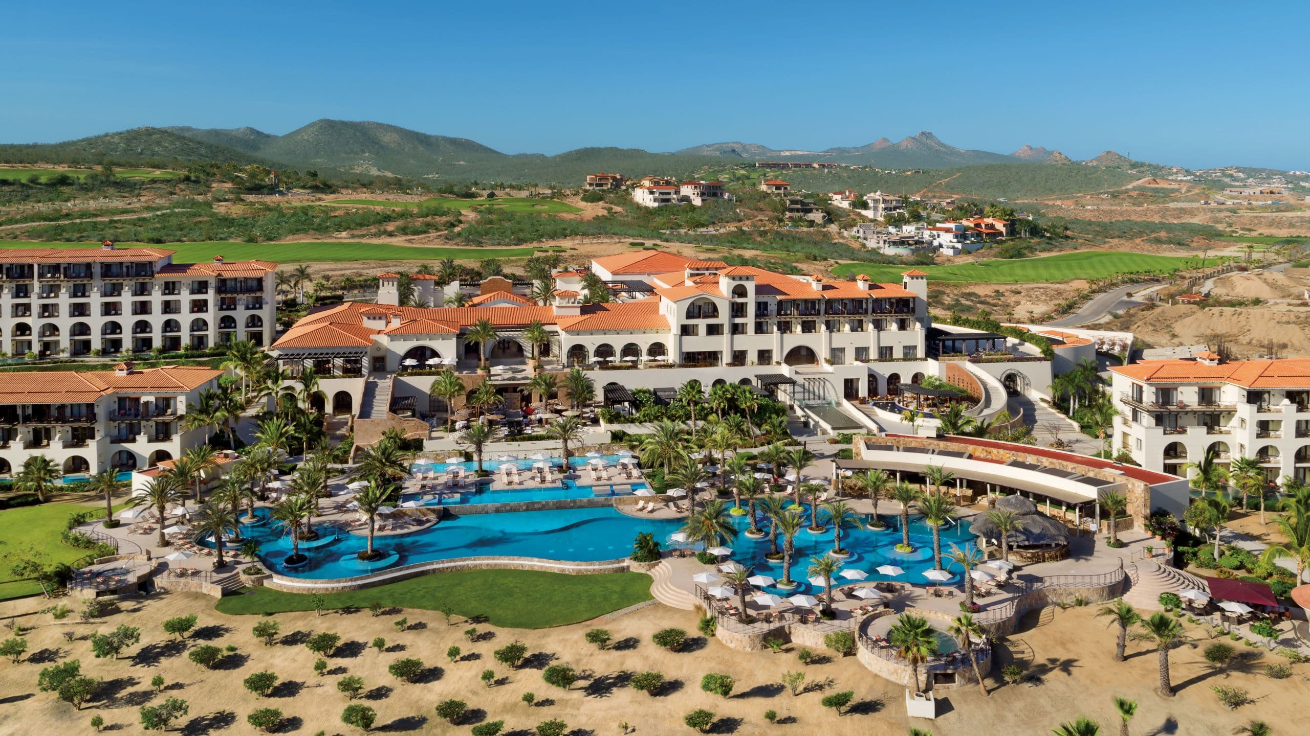 Preferred Club Lounge - Picture of Secrets Puerto Los Cabos Golf