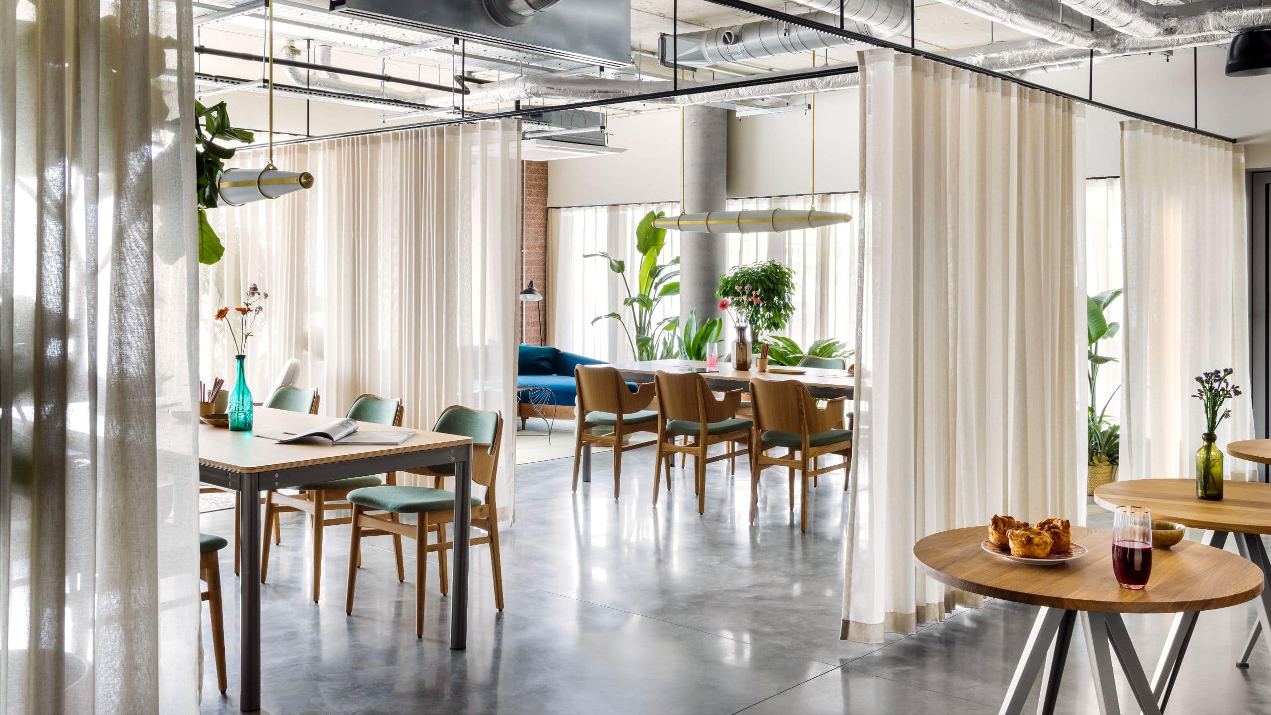 Hyatt Centric Cambridge Working Space Full View