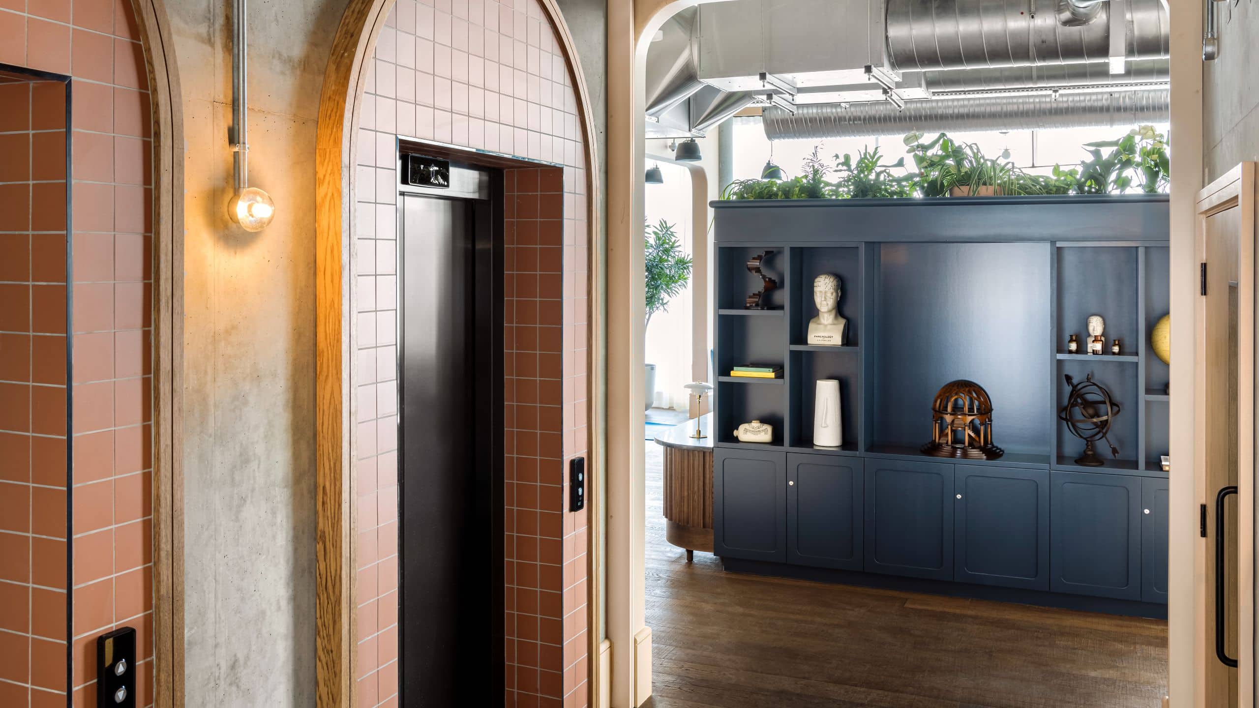 Hyatt Centric Cambridge Lobby Lift