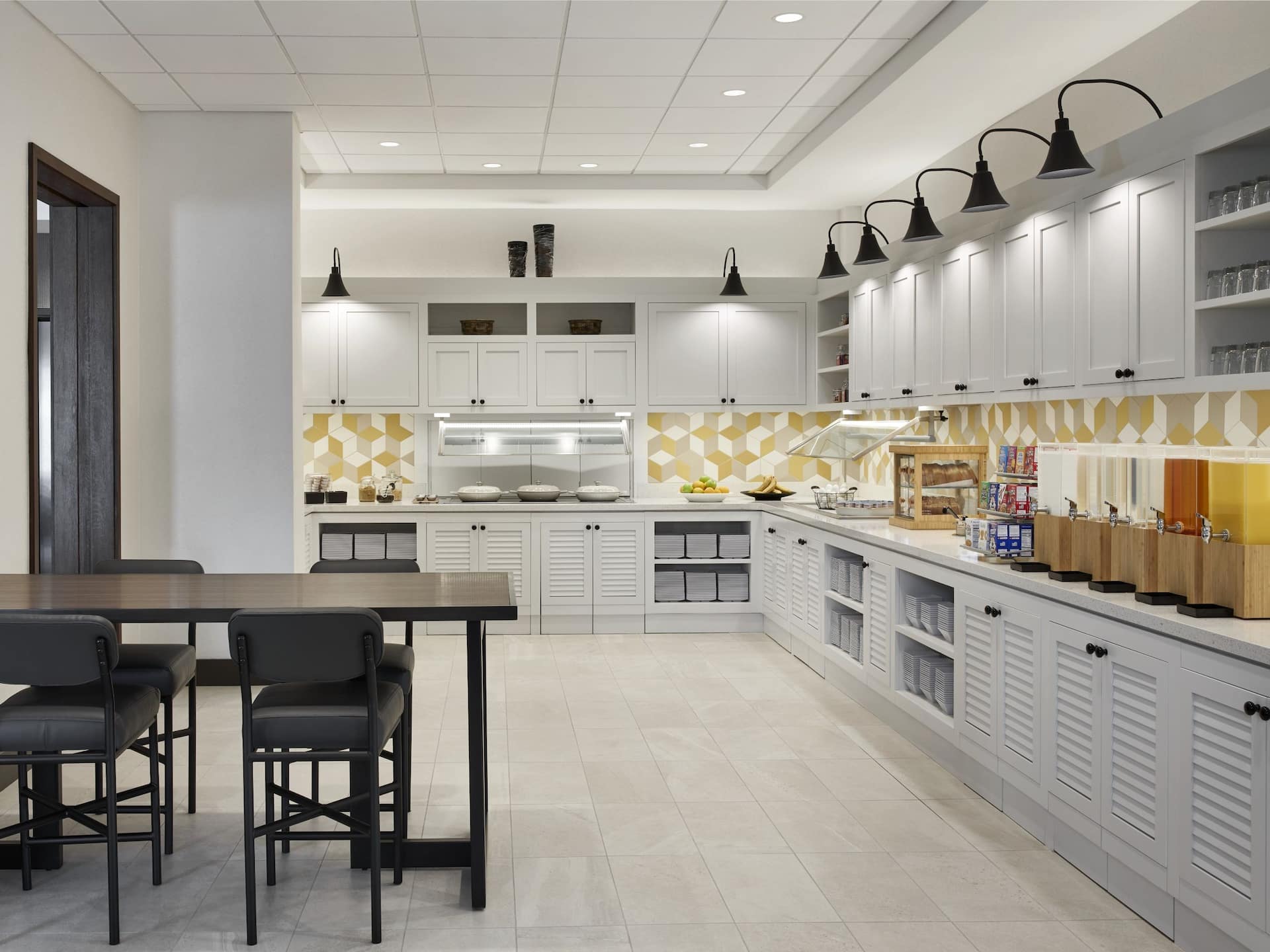 Hyatt Place Evansville / Downtown Breakfast Bar