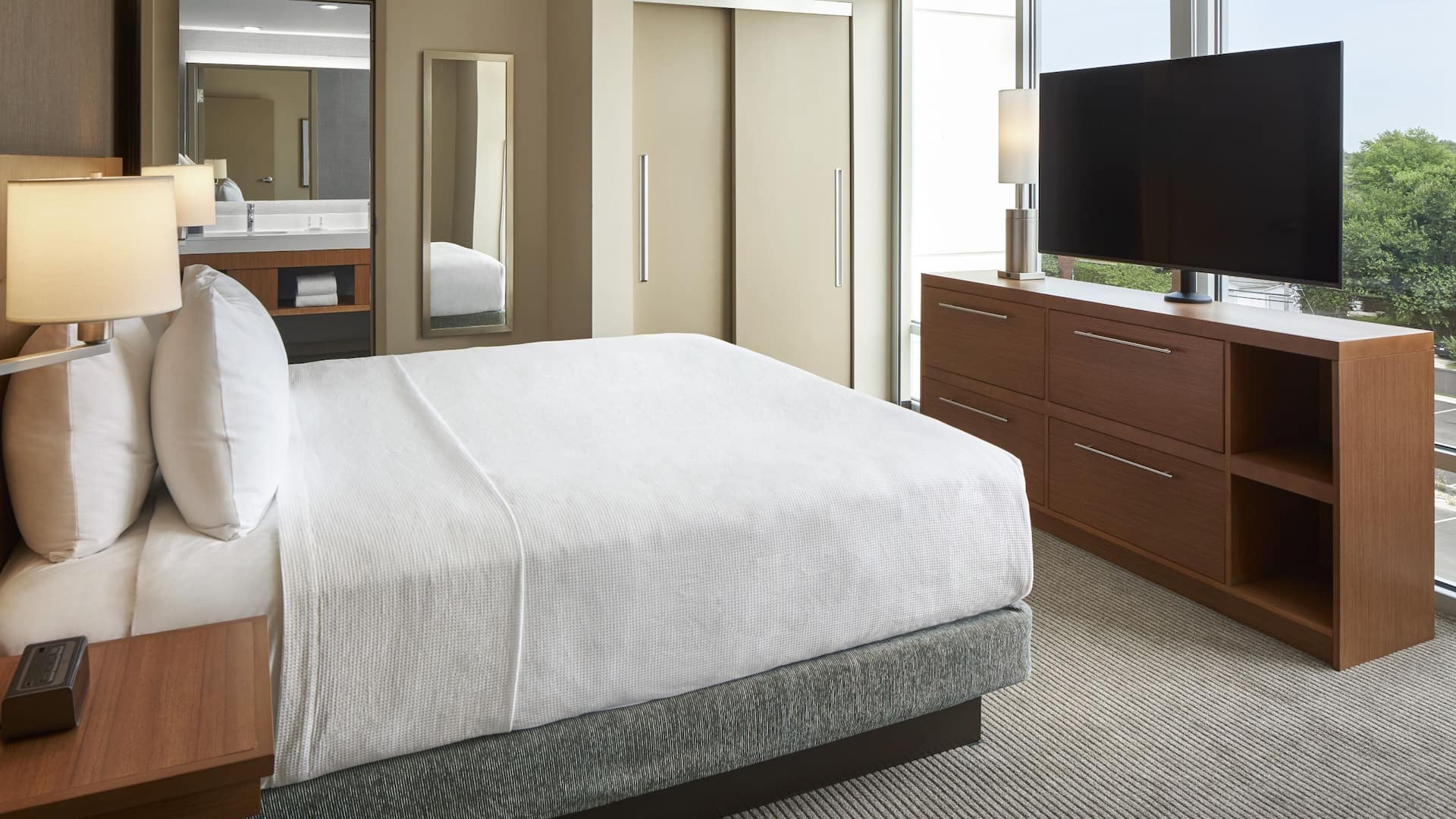 Hyatt Place Evansville / Downtown King Suite Bedroom