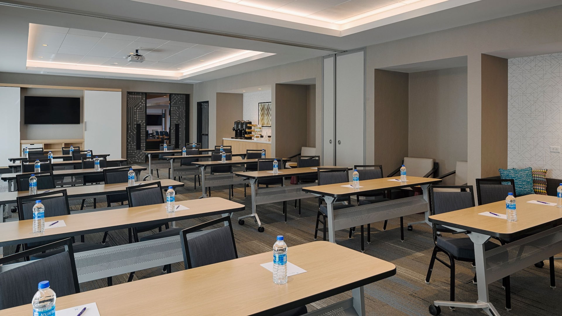 Hyatt House Columbus OSU / Short – North Cmhxo Meeting Space Ab