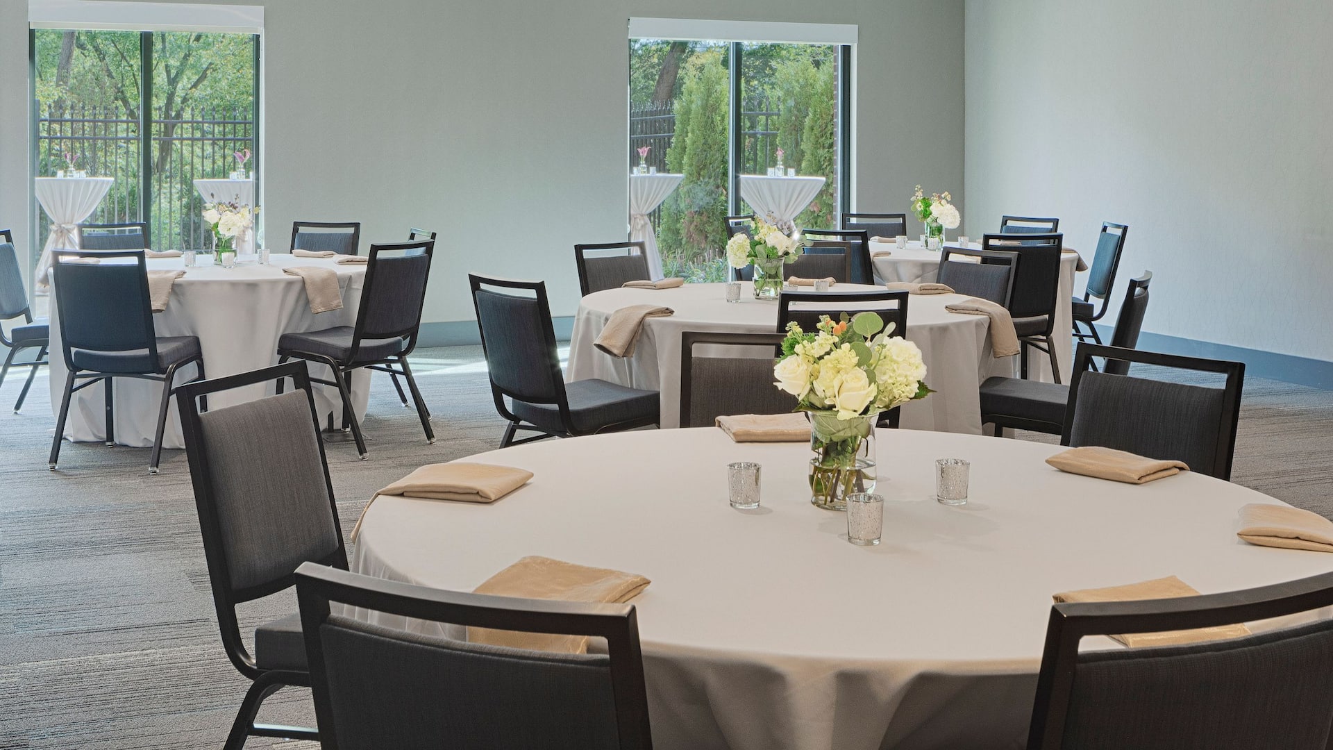 1 of 1 Hyatt House Columbus OSU / Short – North Cmhxo Meeting Space C Bridal Party Setup