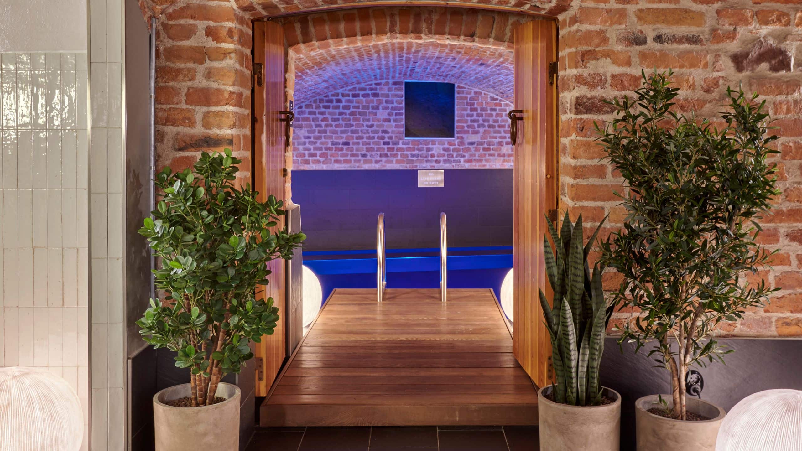 Spa Pool Entrance