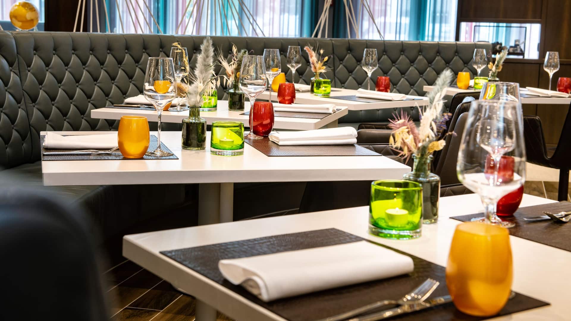 Hyatt Place Frankfurt Airport Zoom Restaurant Rundell Close up