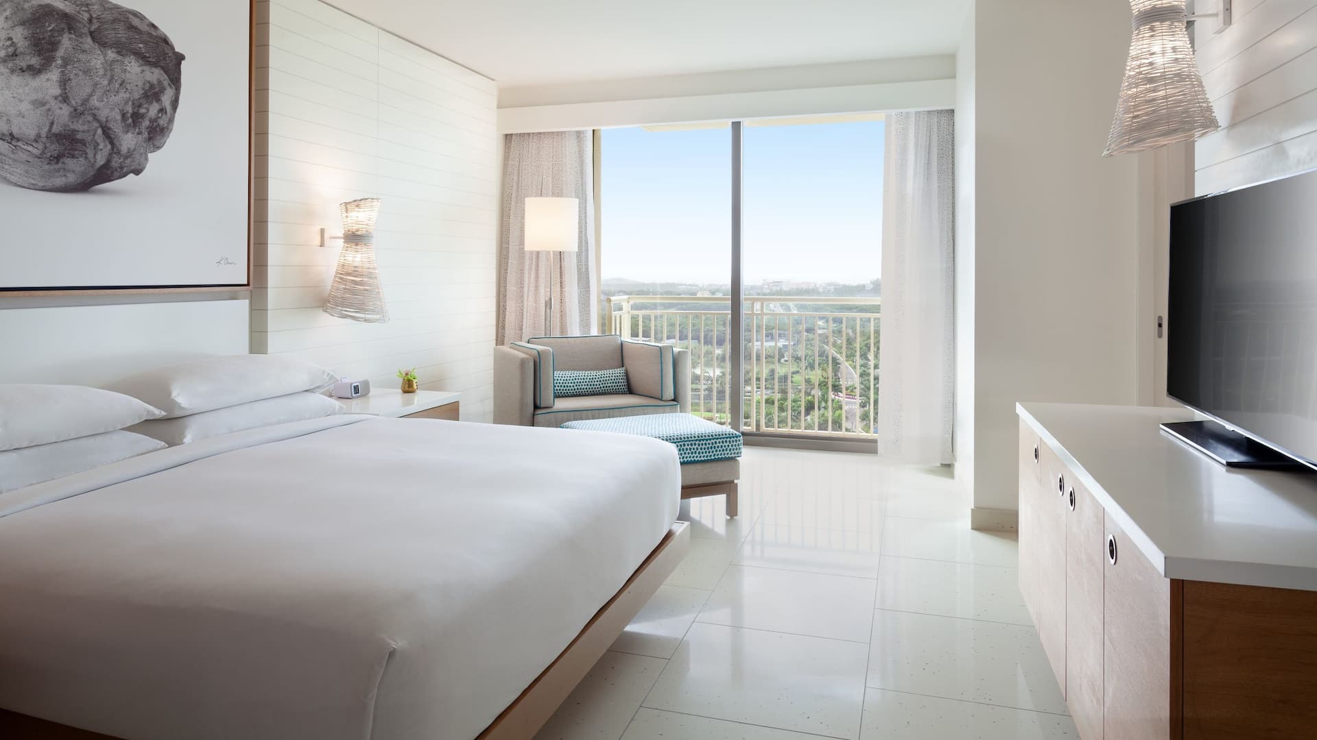 4/4 Grand Hyatt Baha Mar One Bedroom Fountain View West