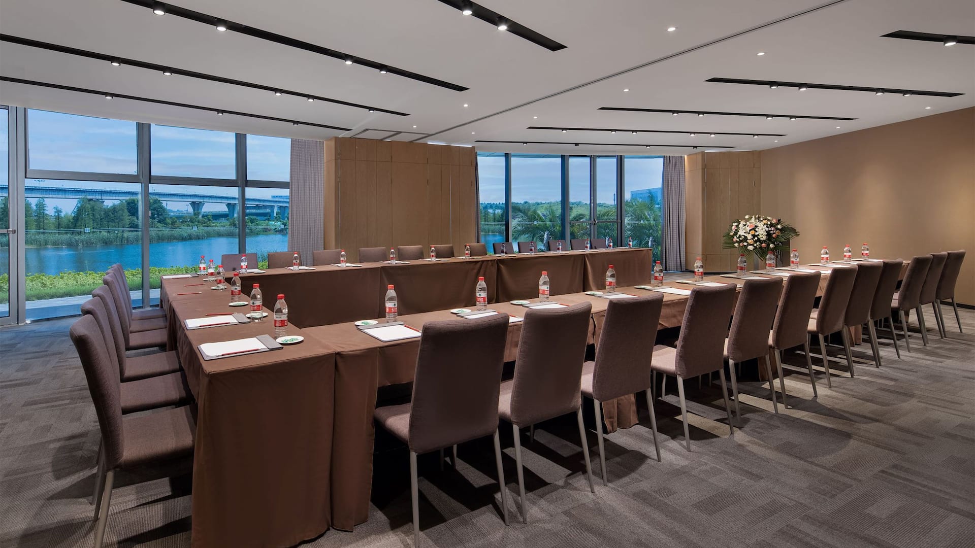 Hyatt Place Changsha Airport Meeting Room U shaped Table
