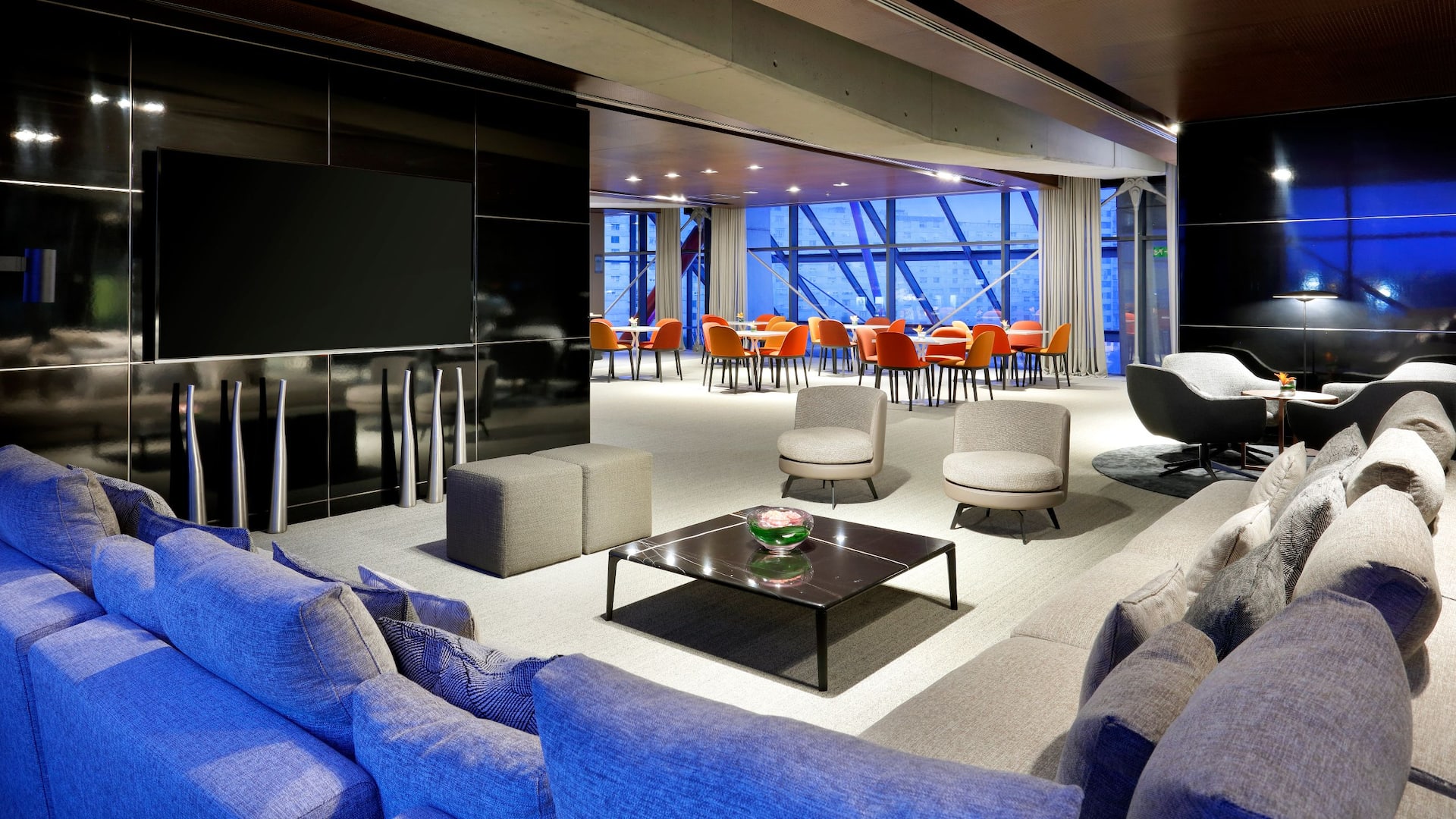 2 de 4 Hyatt Regency Barcelona Tower Regency Club Lounge