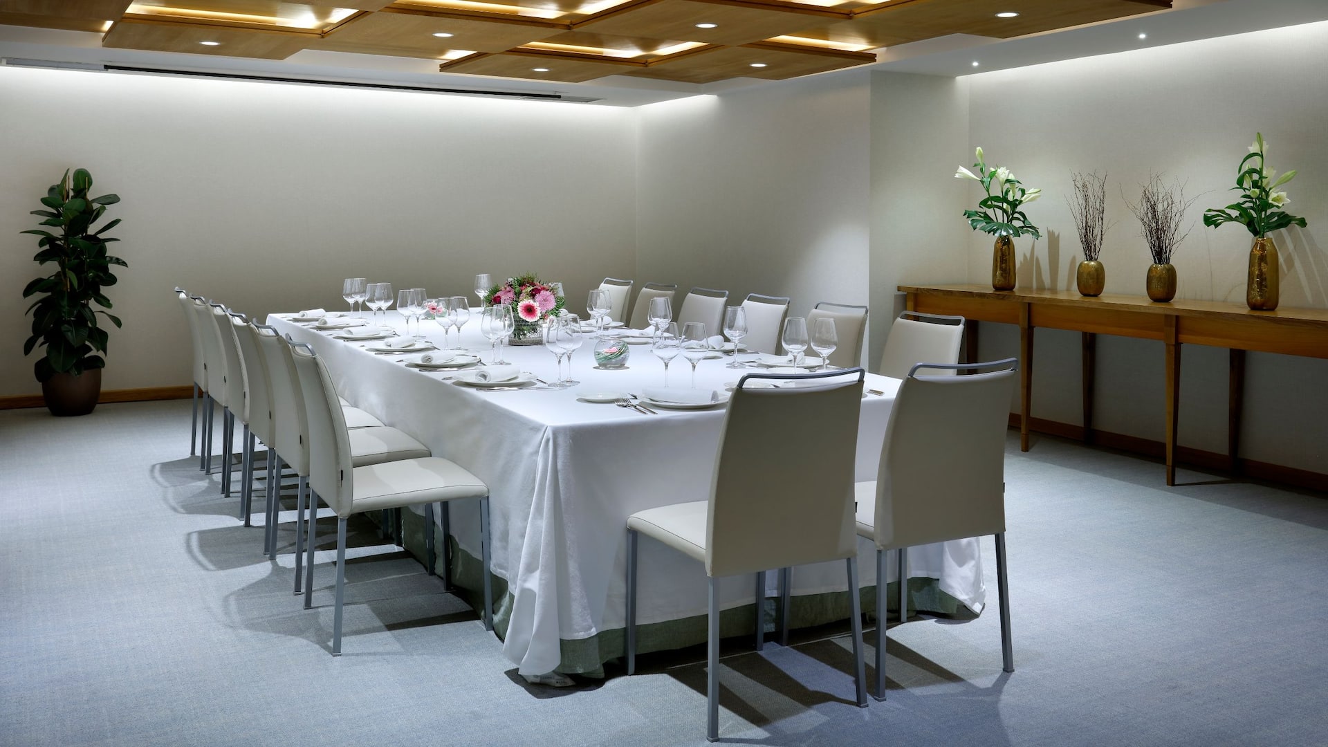 MADRM Meeting Room Chillida