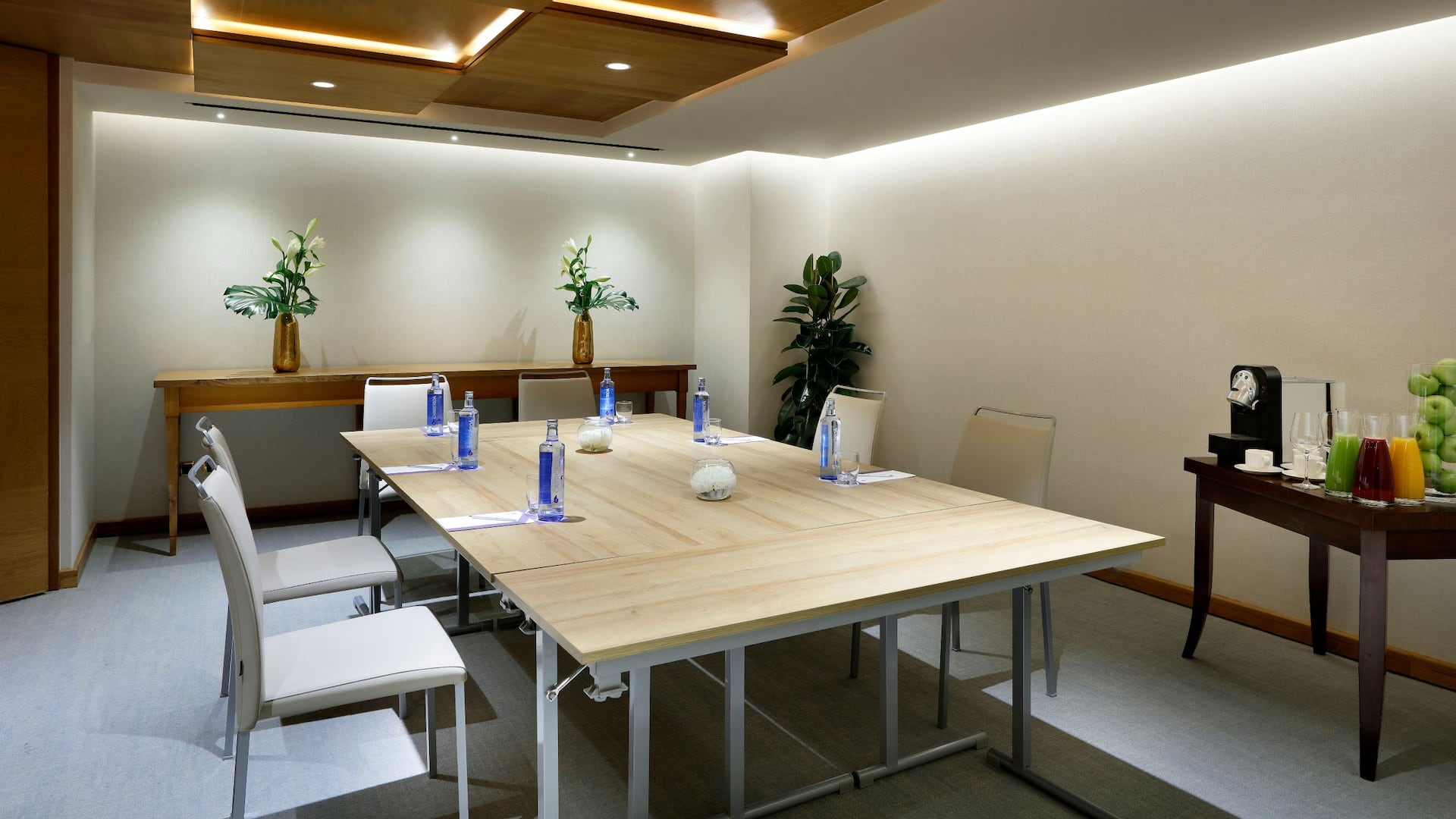 MADRM Meeting Room Chillida