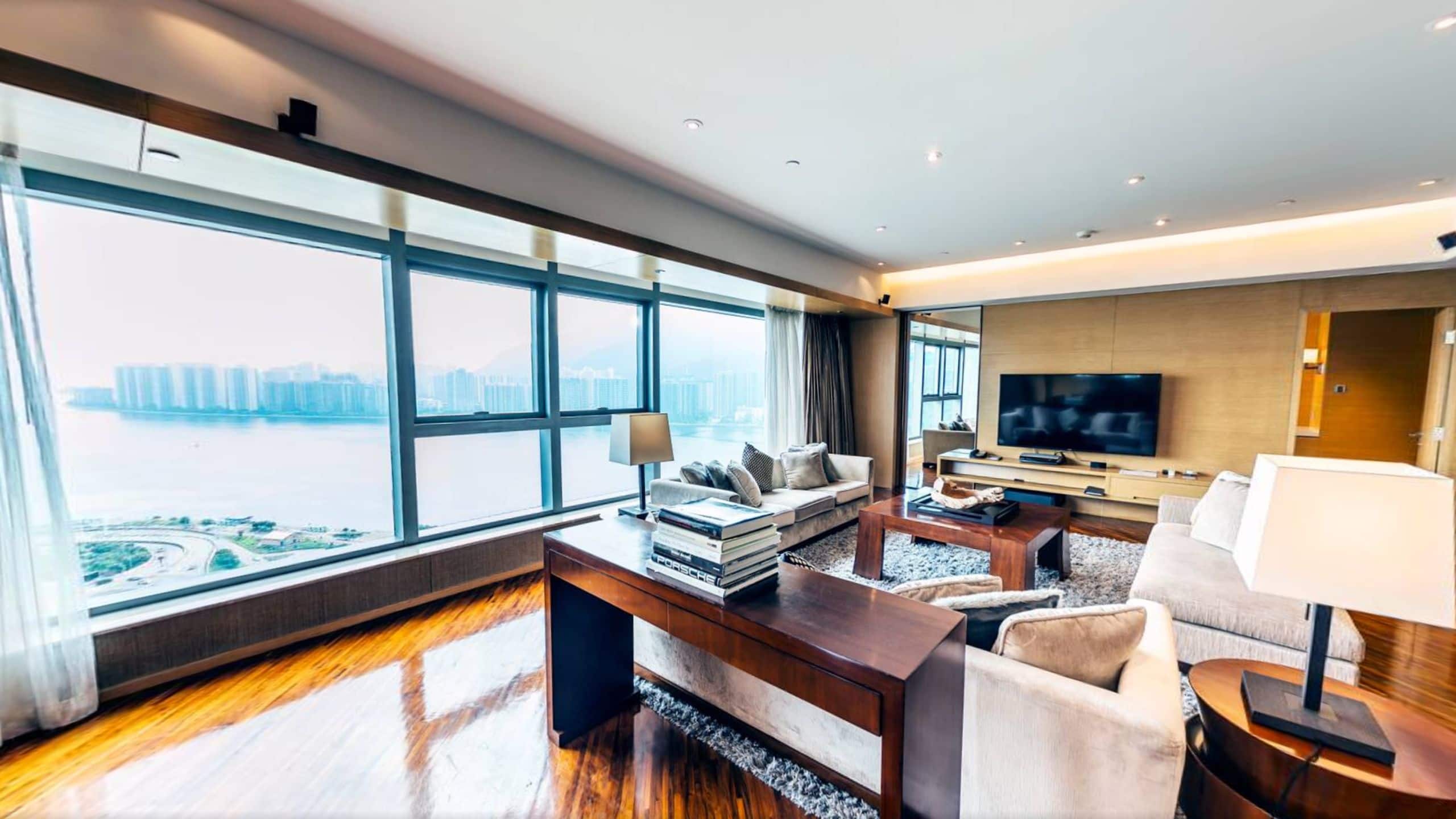 Hyatt Regency Hong Kong, Sha Tin Presidential Suite