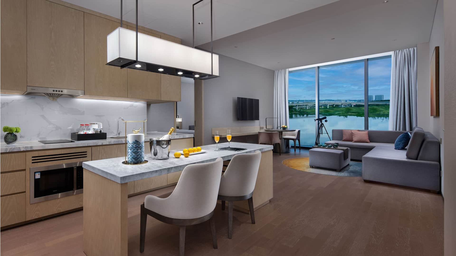 Hyatt Place Changsha Airport Suite Kitchen