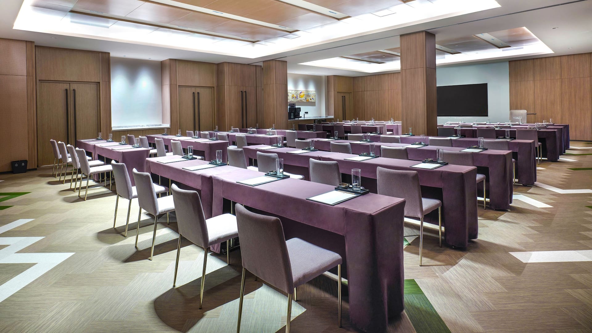 Hyatt Place Beijing Shiyuan Classroom Setup