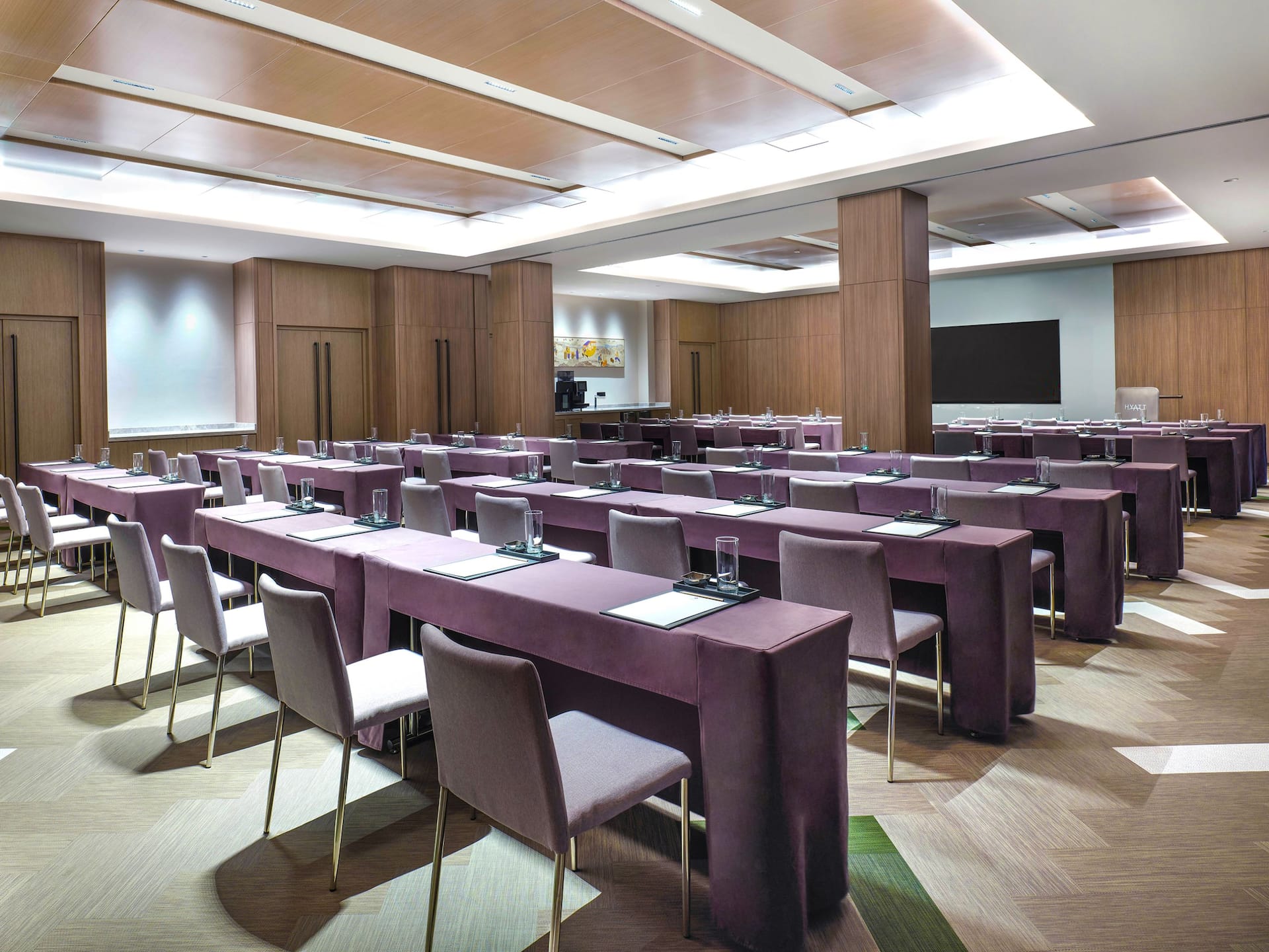 Hyatt Place Beijing Shiyuan Classroom Setup