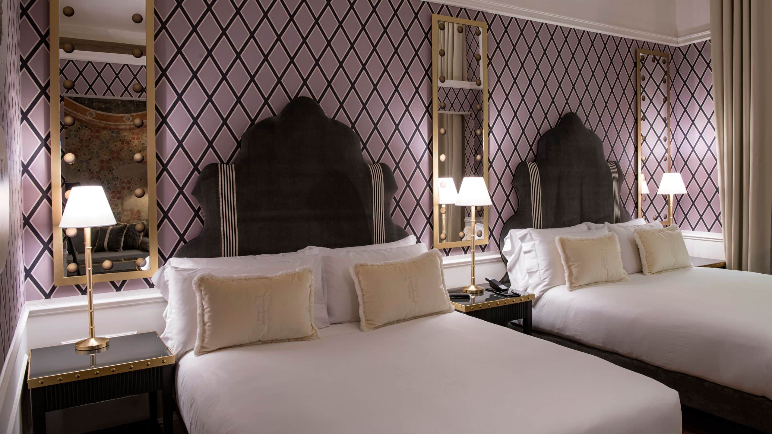 1 de 2 IL Tornabuoni Hotel Beatrice Suite Beds