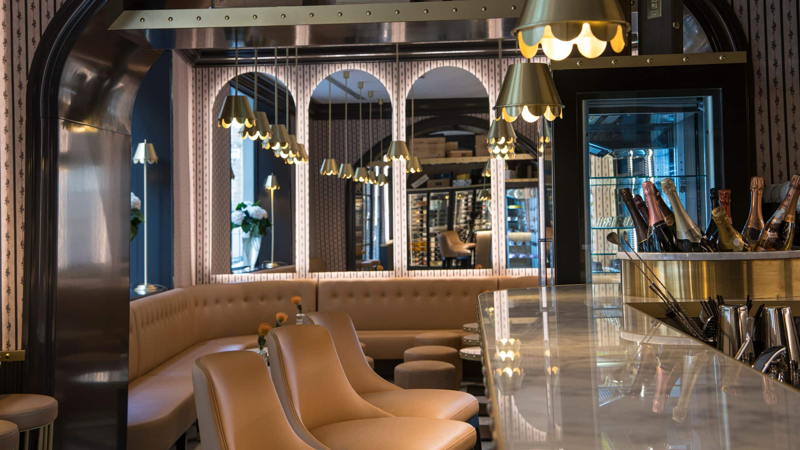 IL Tornabuoni Hotel IL Magnifico Cafe Seating