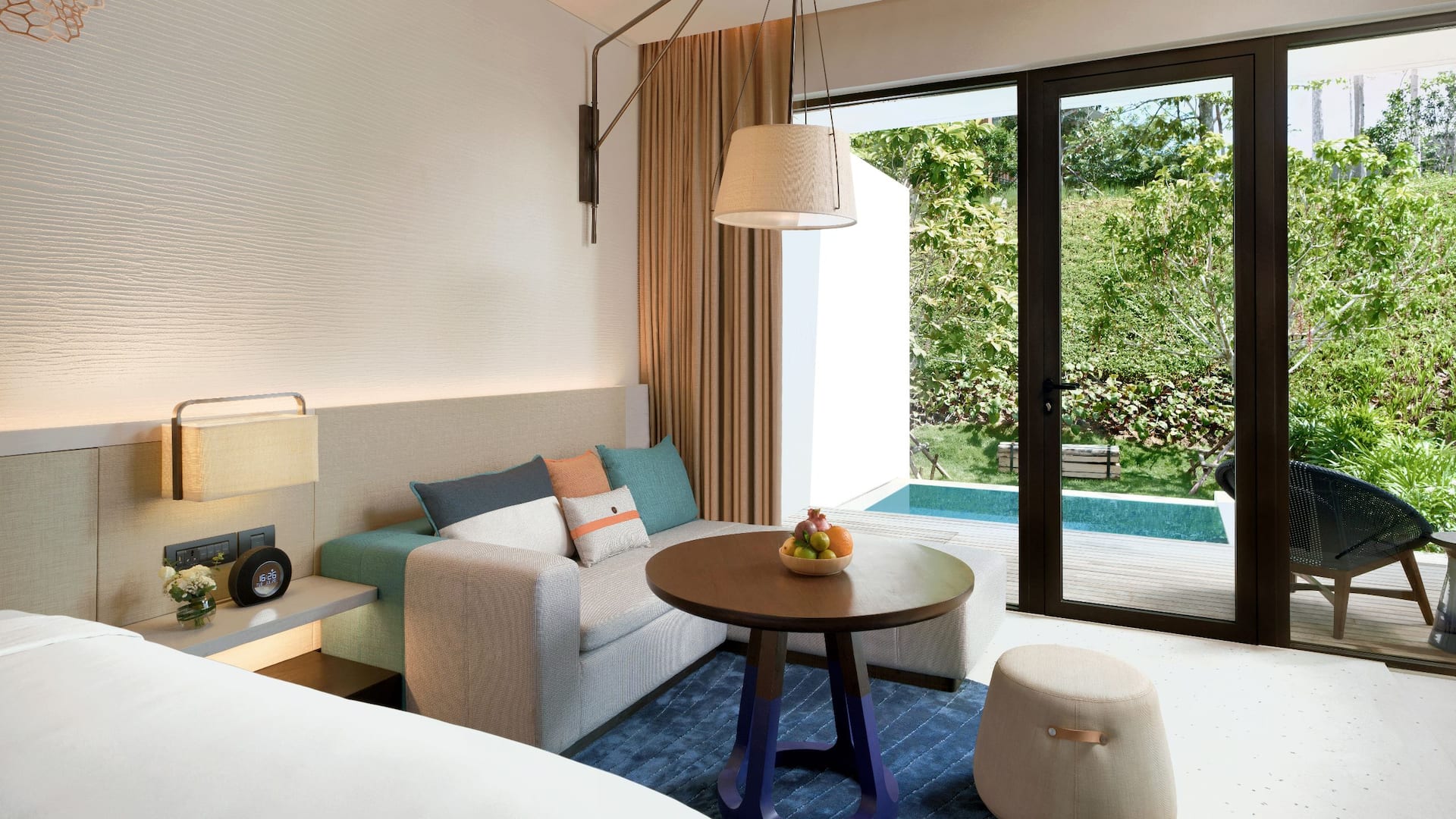 USMRK Plunge Pool Room