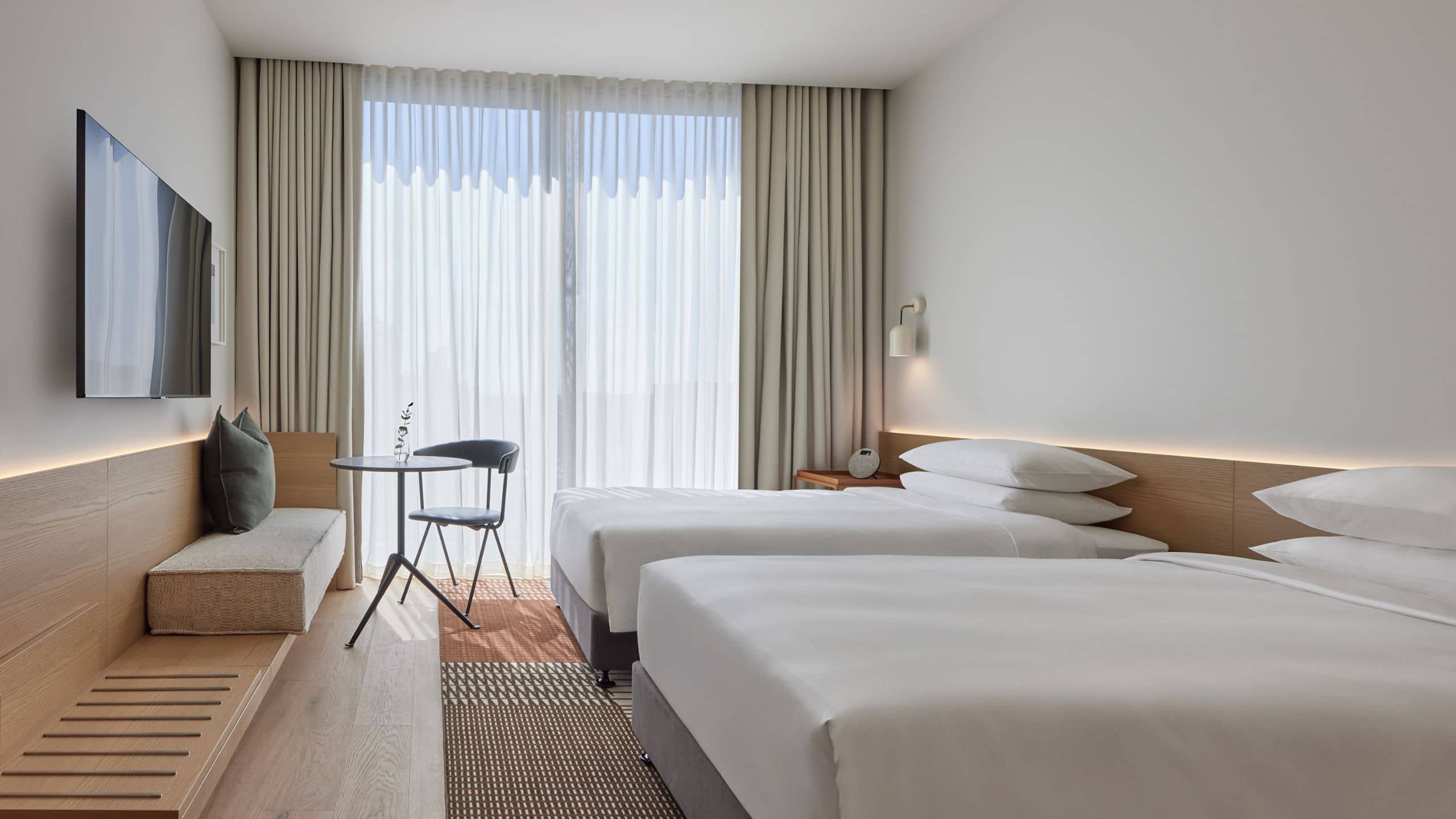 1/2 Hyatt Centric Melbourne Twin Guestroom