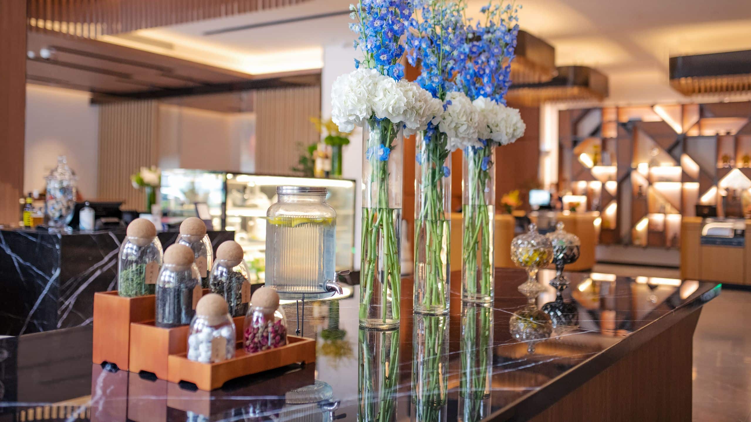 UrCove Shanghai Jing'an Welcome Tea