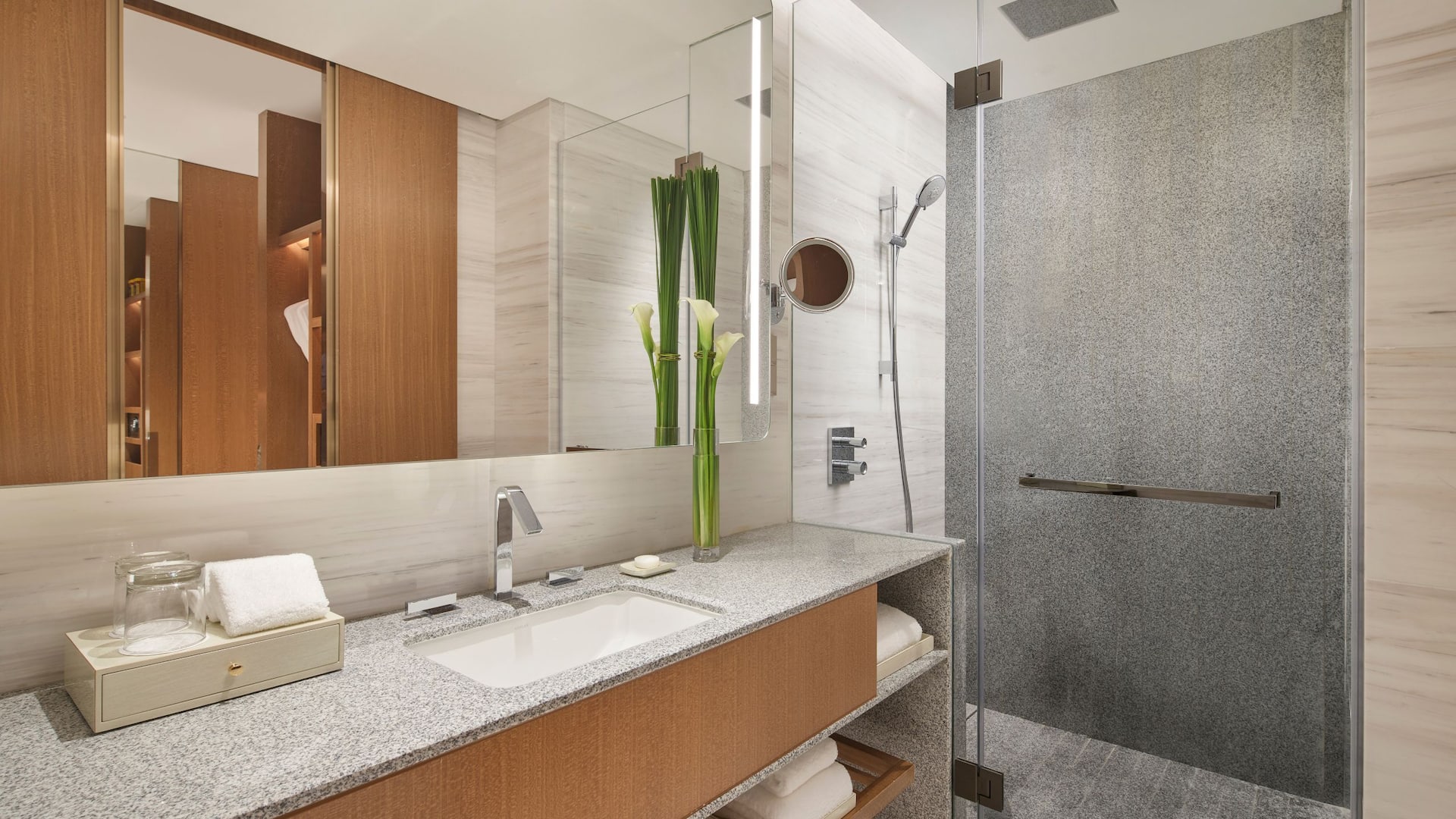 2 de 2 Hyatt Regency Guangzhou Zengcheng Twin Beds Bathroom