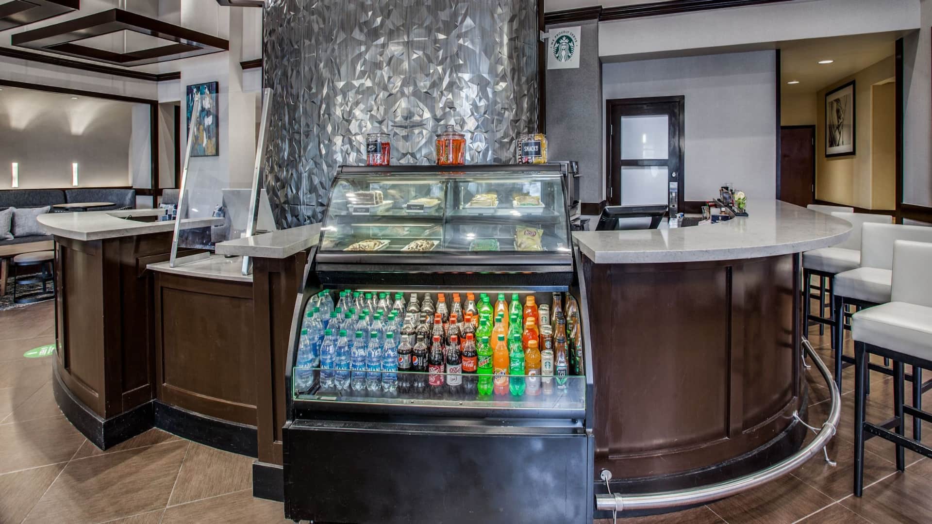 Hyatt Place Fort Worth/Cityview Front Desk And Grab N Go