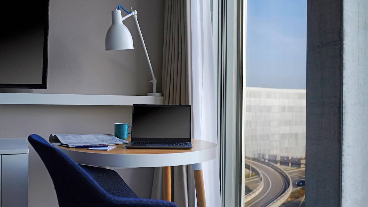 Work Desk King Room with View at Hyatt Place Zurich Airport The Circle 