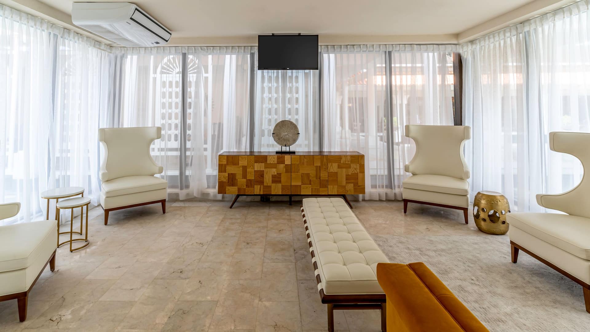 Hyatt Regency Grand Reserve Puerto Rico Glass Room Lounge