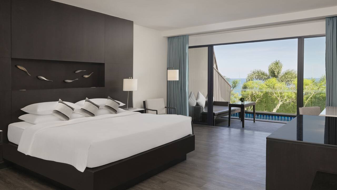 5-star hotel in Phuket King Plunge Pool Bedroom