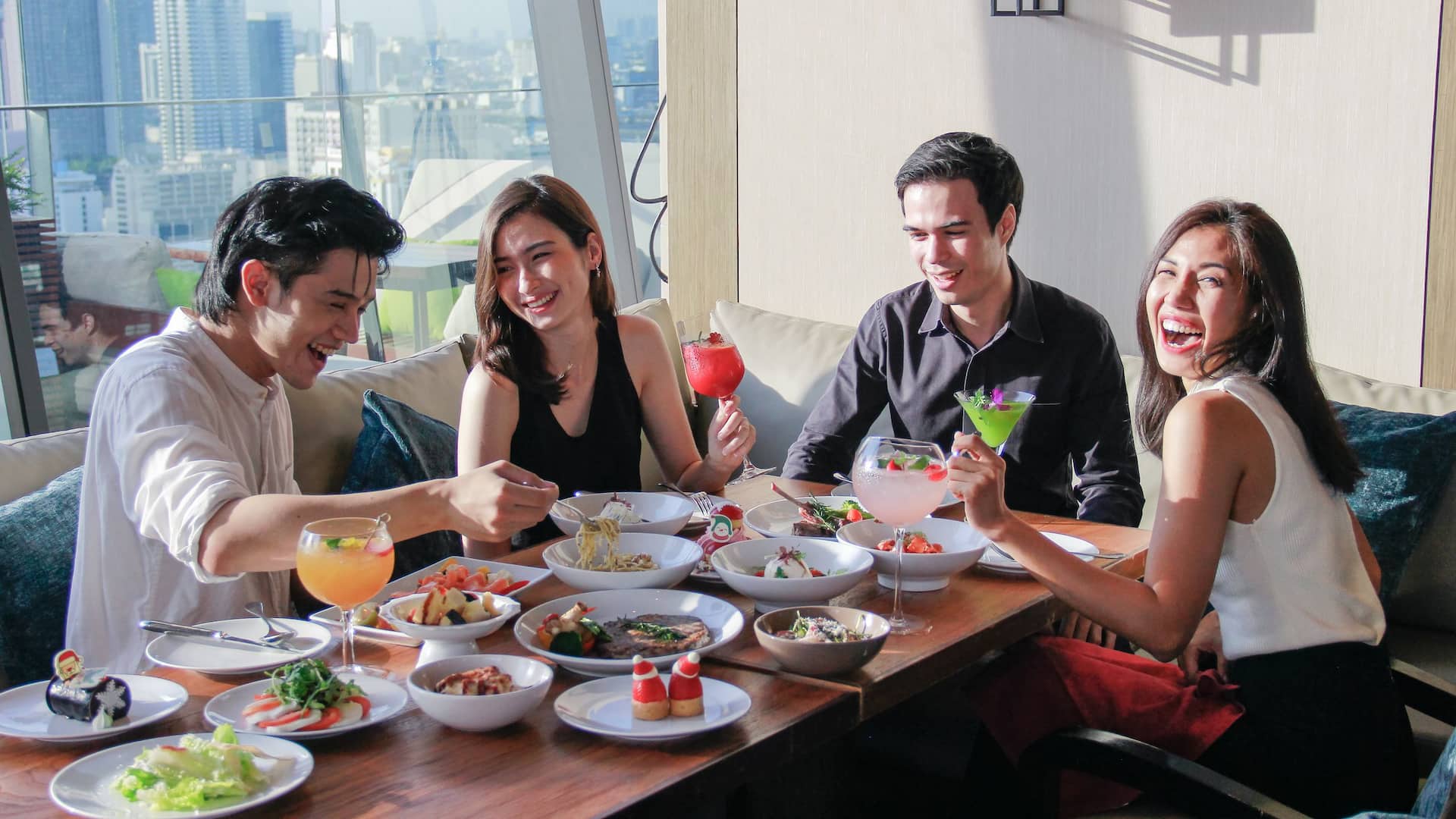 Hyatt Regency Bangkok Sukhumvit Rooftop Sunday Brunch Hangout