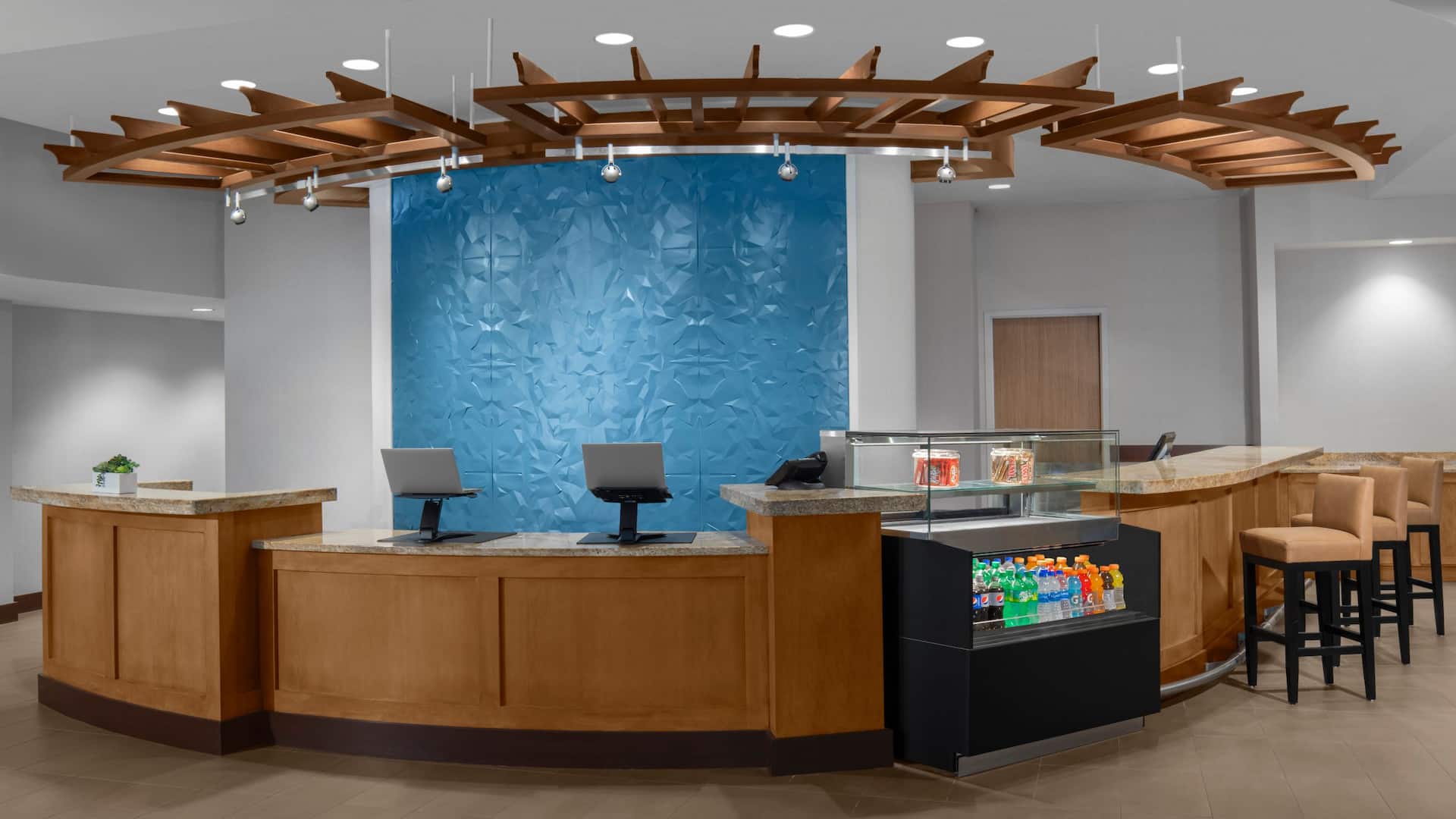Hyatt Place Boston/Braintree Front Desk