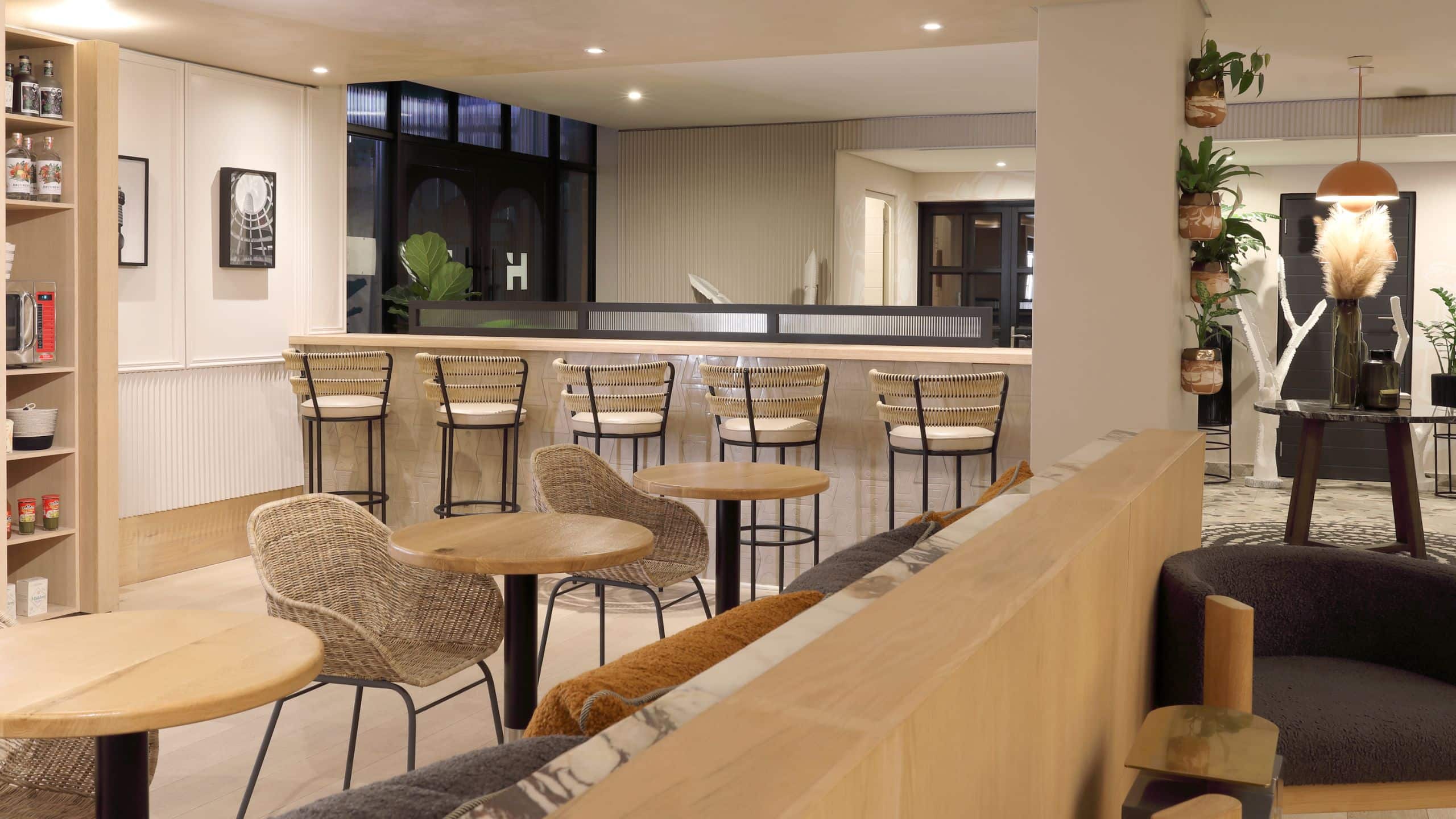 Hyatt House Johannesburg Sandton H Market Sitting Area