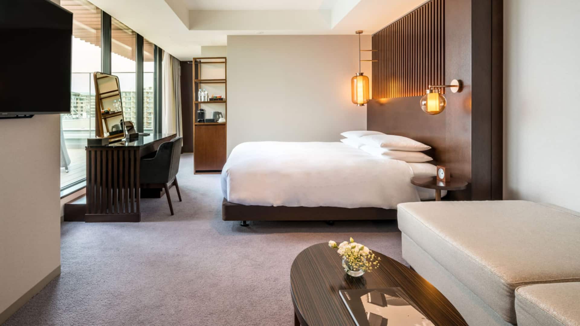 Hyatt Regency Tokyo Bay King Terrace Guestroom
