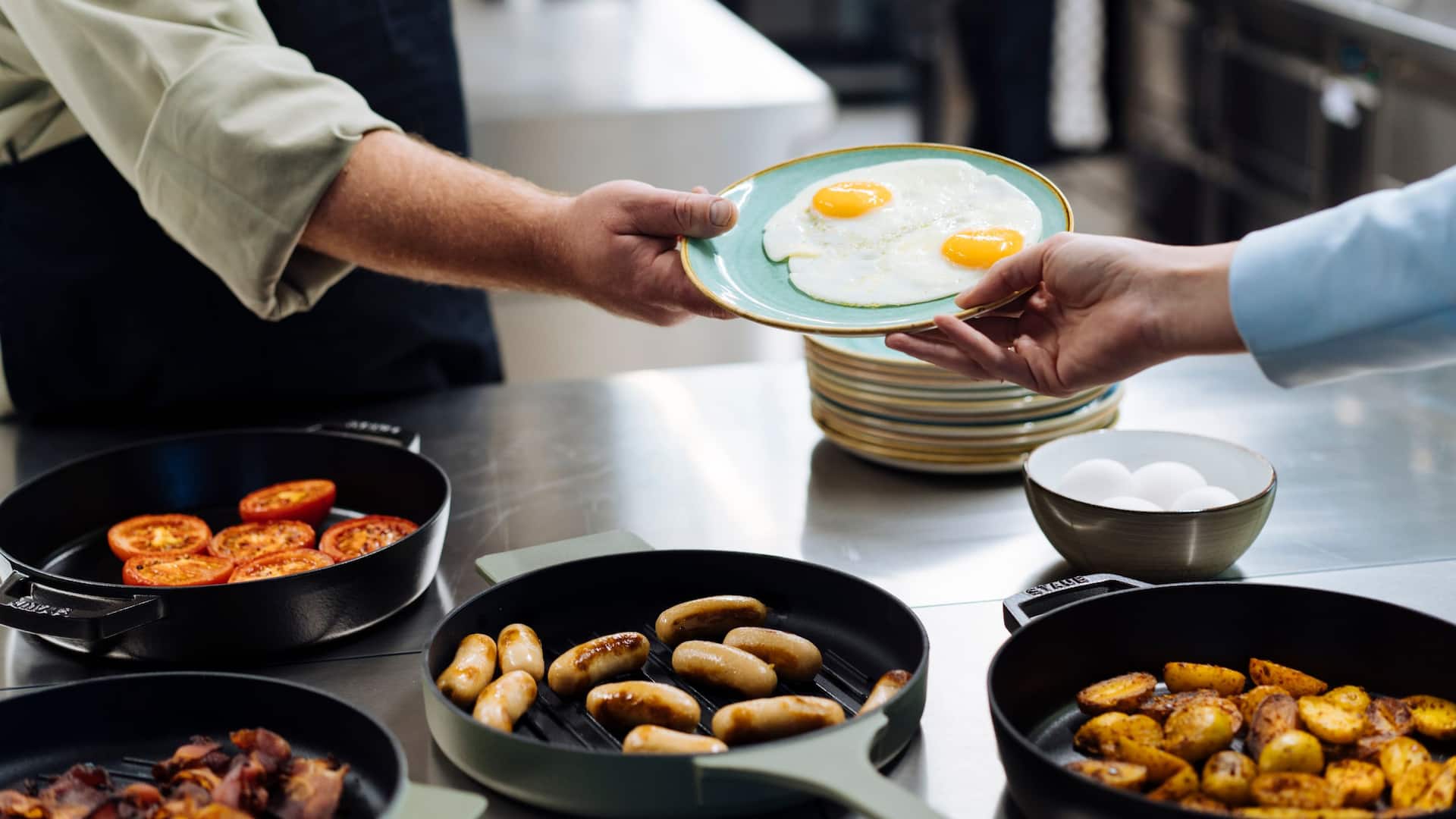 Hyatt Place Zurich Airport The Circle Zoom Egg Dishes