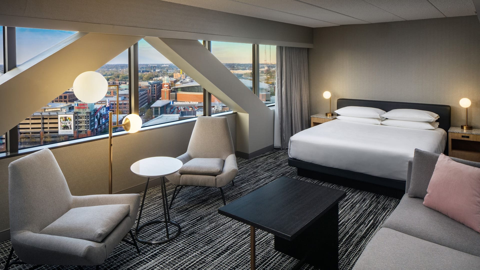 Hyatt Regency Columbus Deluxe King Guestroom