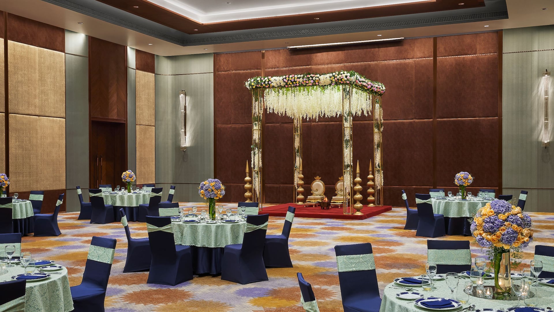 Hyatt Place Vadodara Ballroom Social Cluster Setup