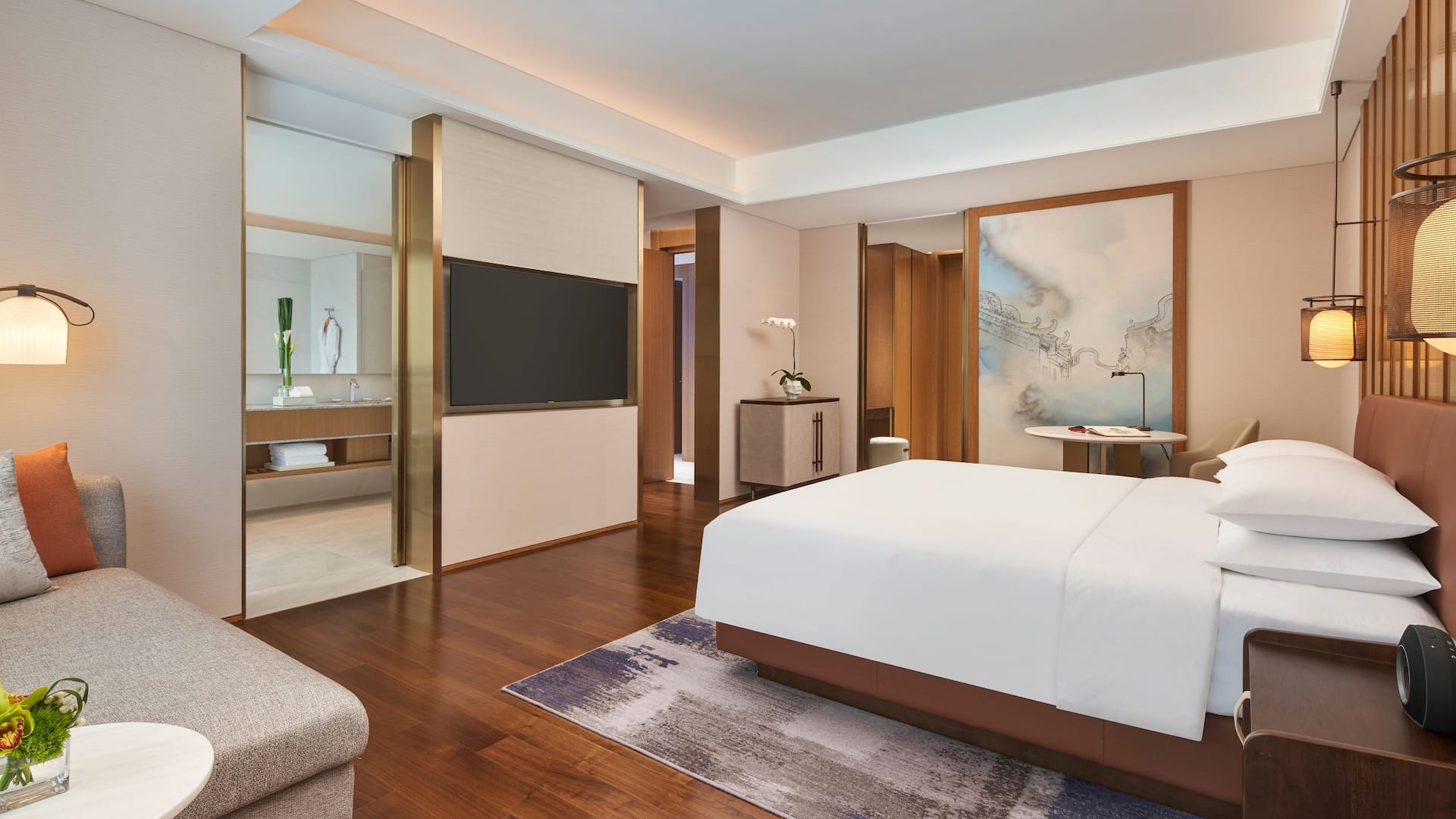 Hyatt Regency Guangzhou Zengcheng Executive Regency Suite Bedroom