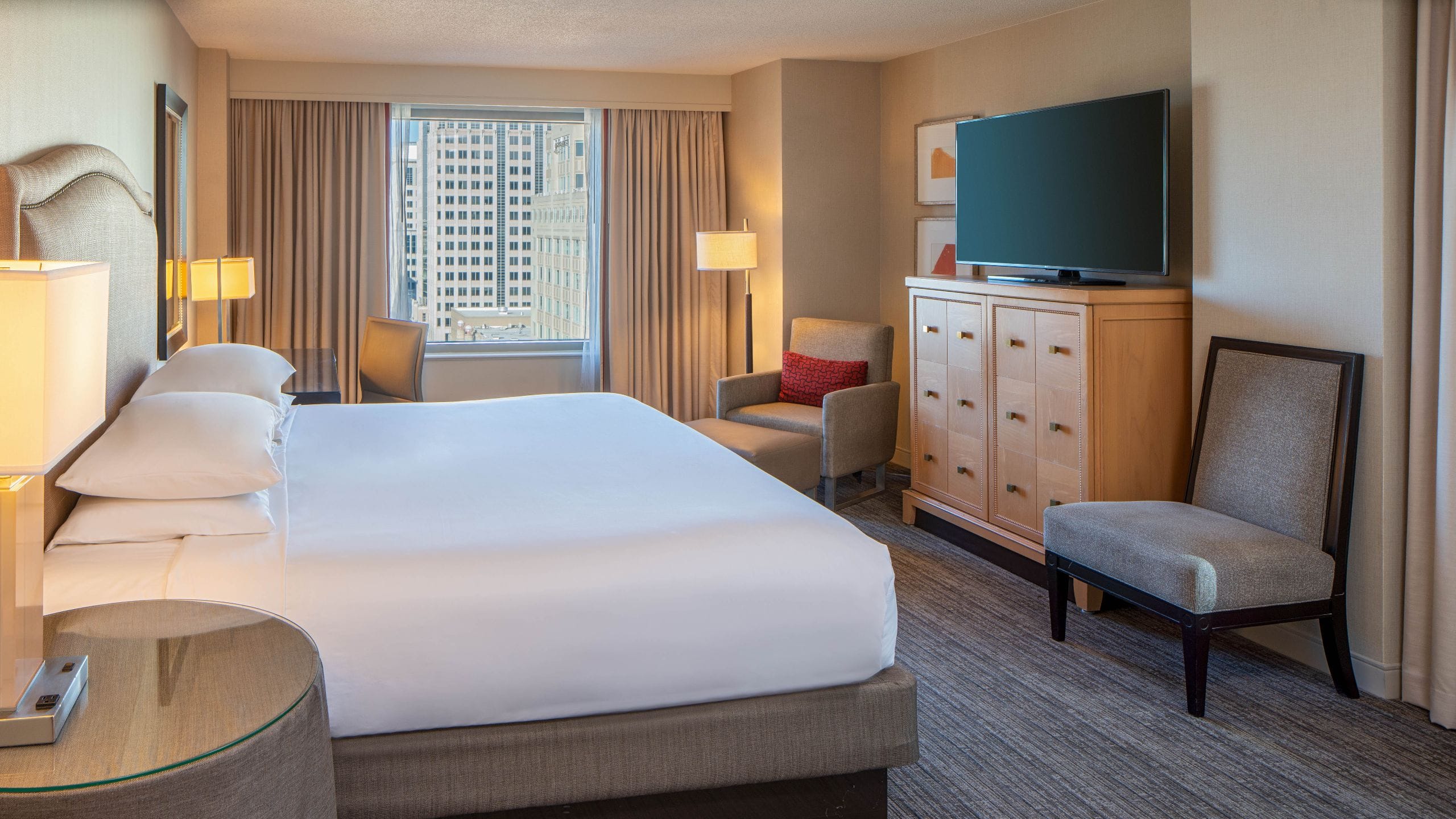 Hyatt Regency Reston Deluxe King Guestroom