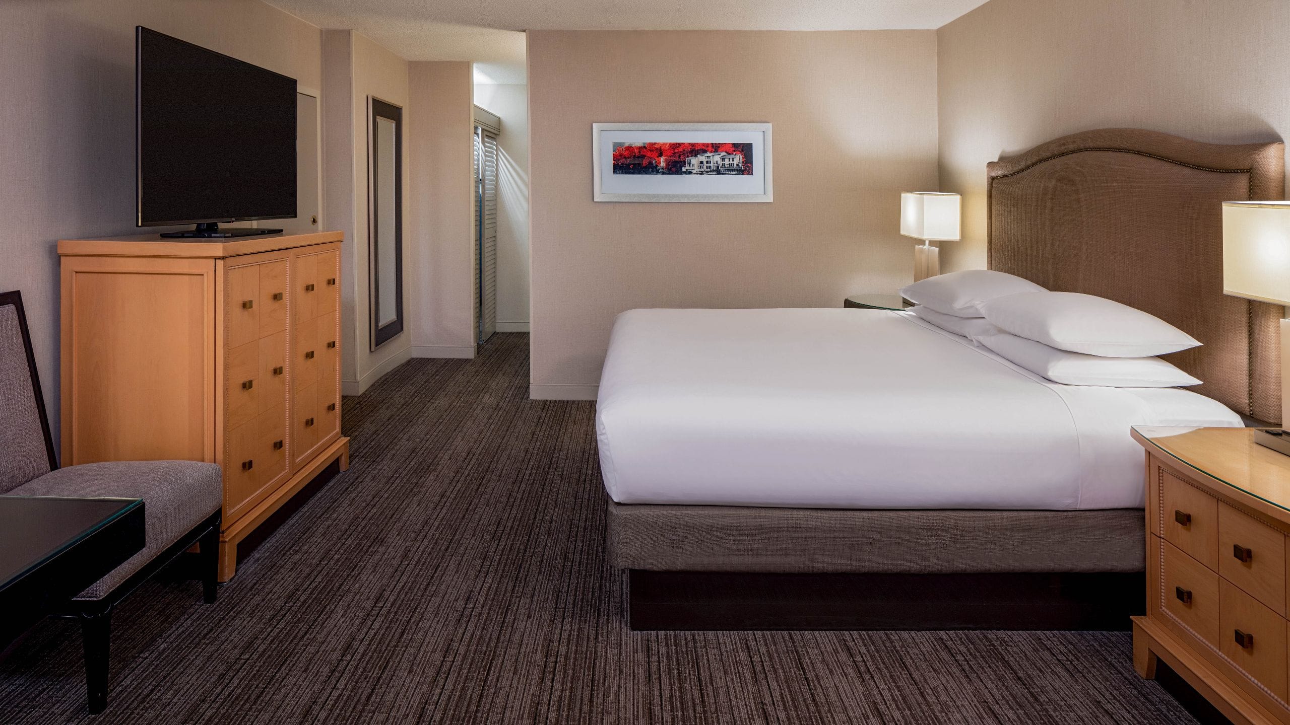 Room with King Bed and Accessible Tub Hyatt Regency Reston