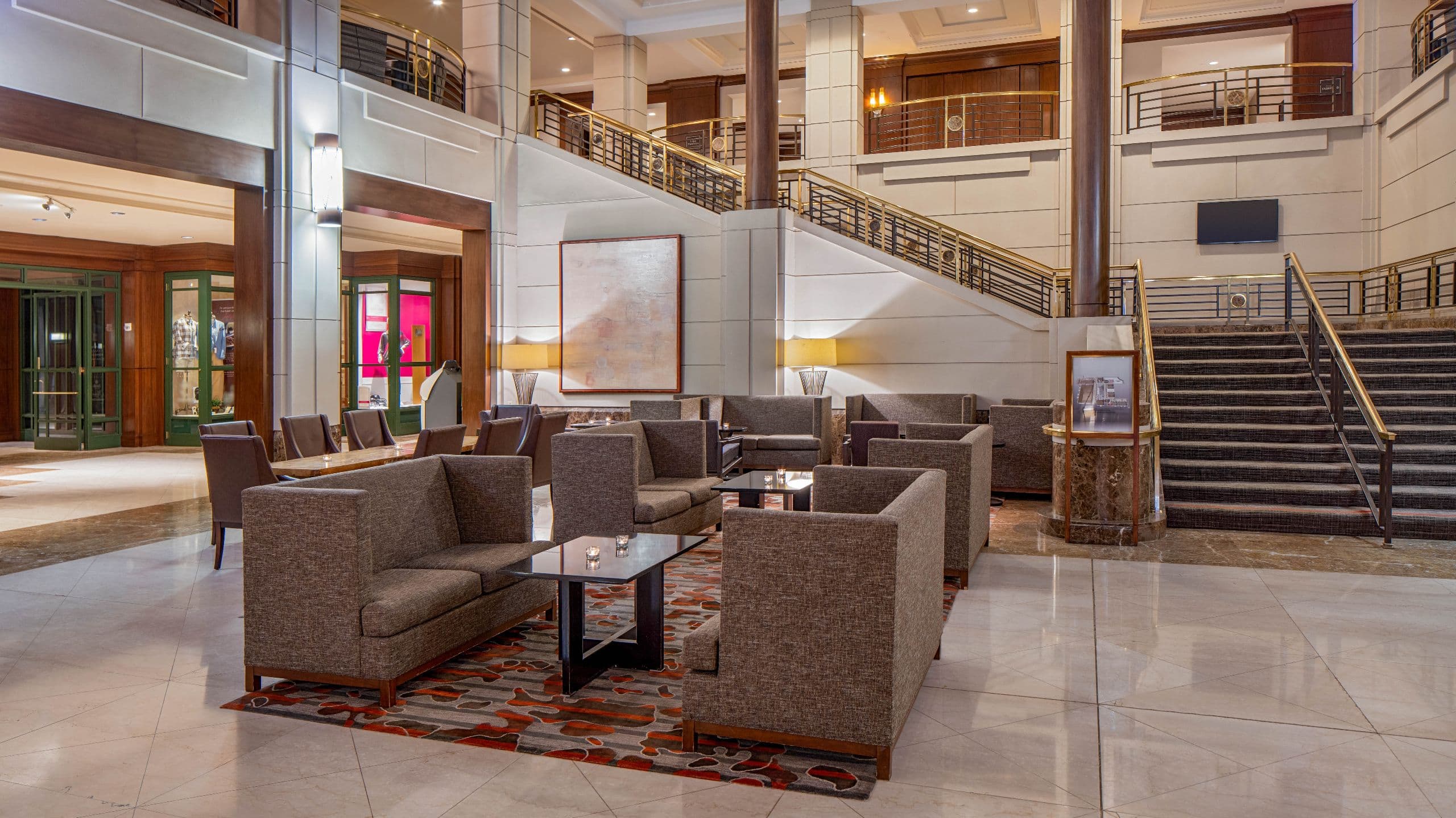 Hyatt Regency Reston Lobby Night
