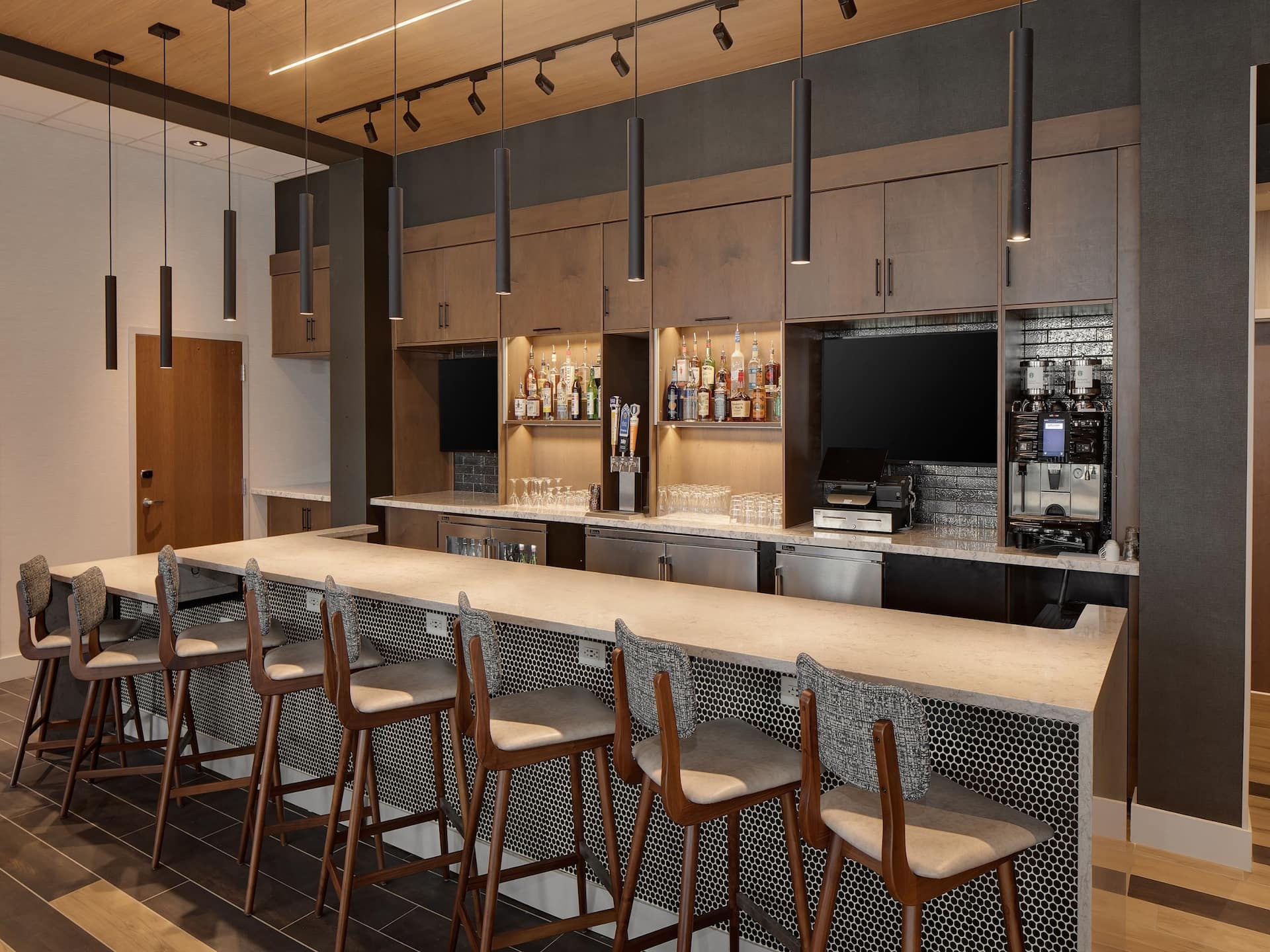 Hyatt Place Murfreesboro Bar