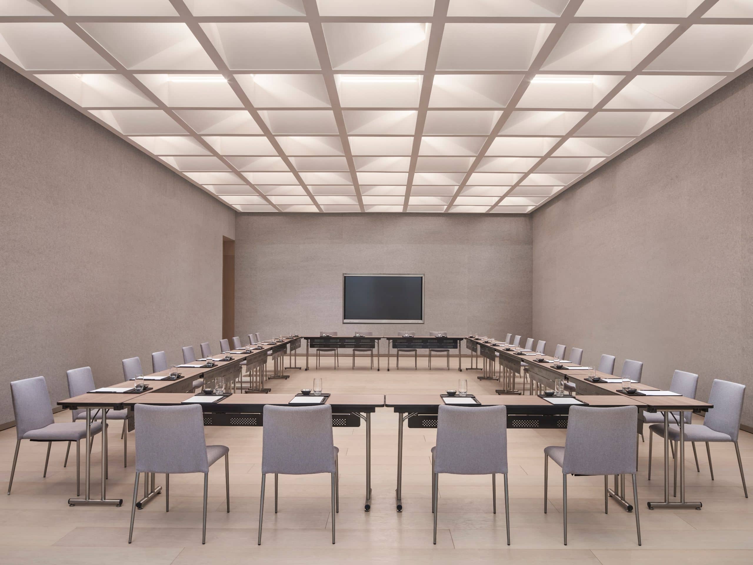 Taoxichuan Hotel U-shaped Meeting Room