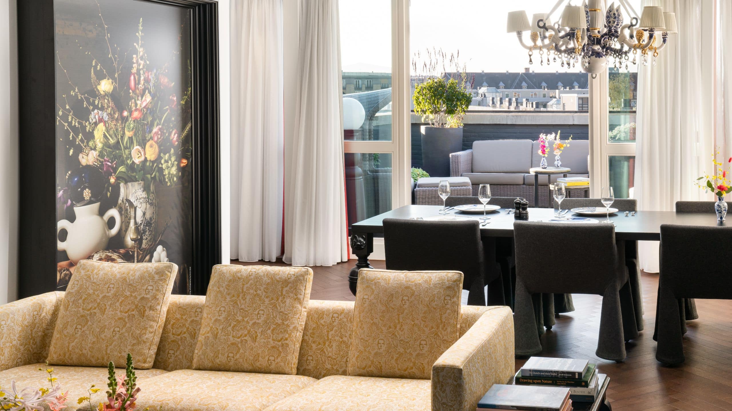 Prinsengracht Suite Living Room Seating