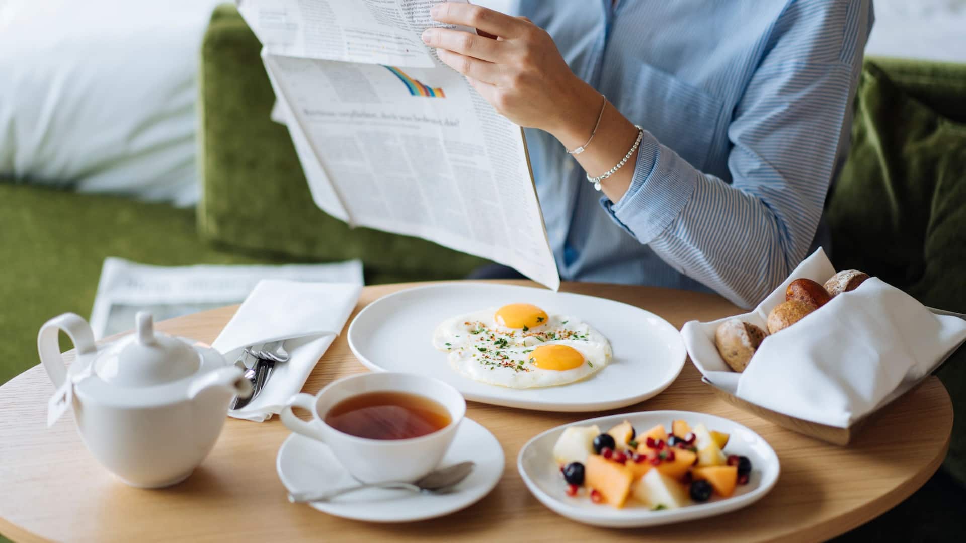 Hyatt Regency Zurich Airport The Circle Room Service Breakfast