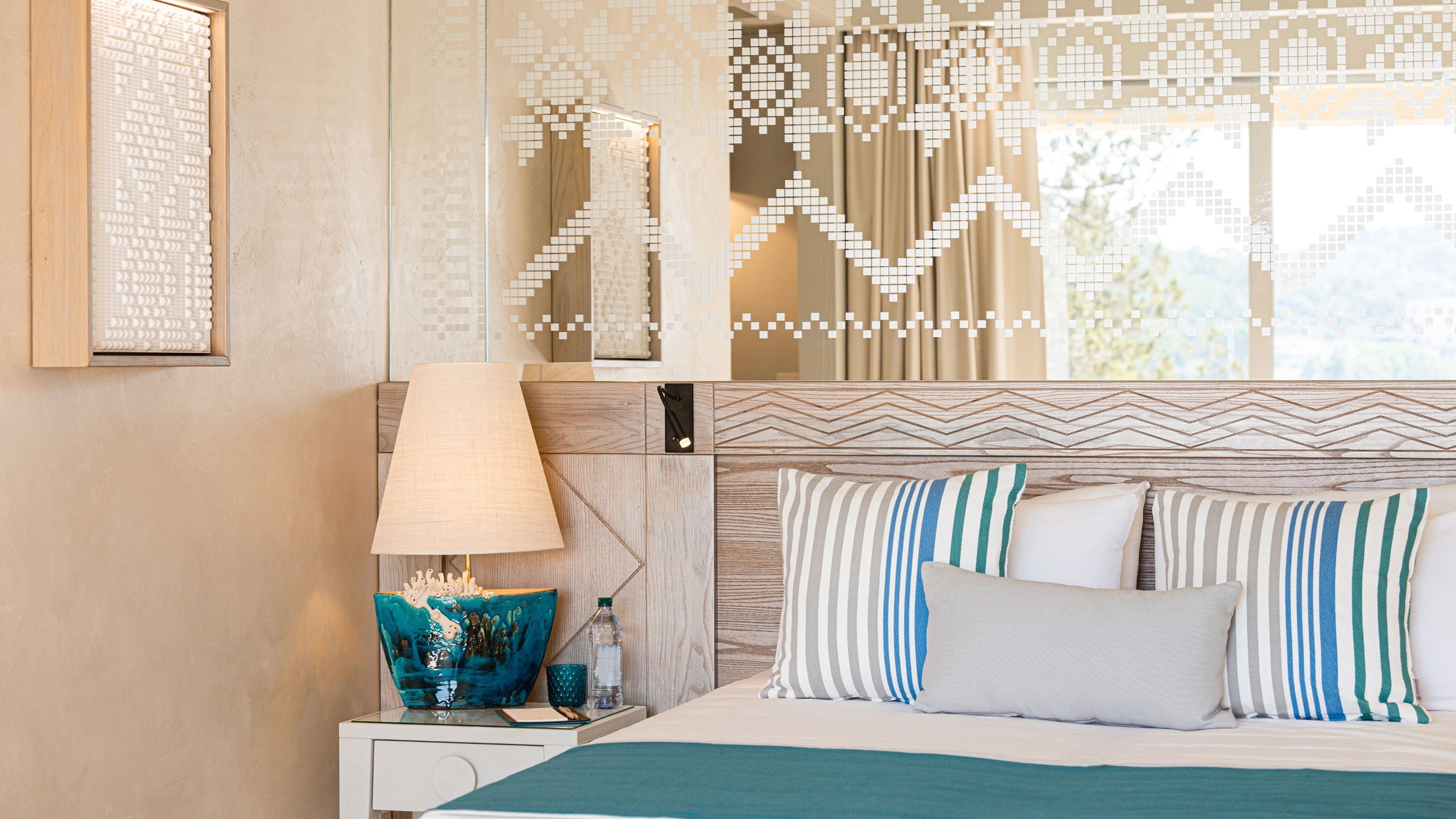 3 of 7 7Pines Resort Sardinia Guestroom Details