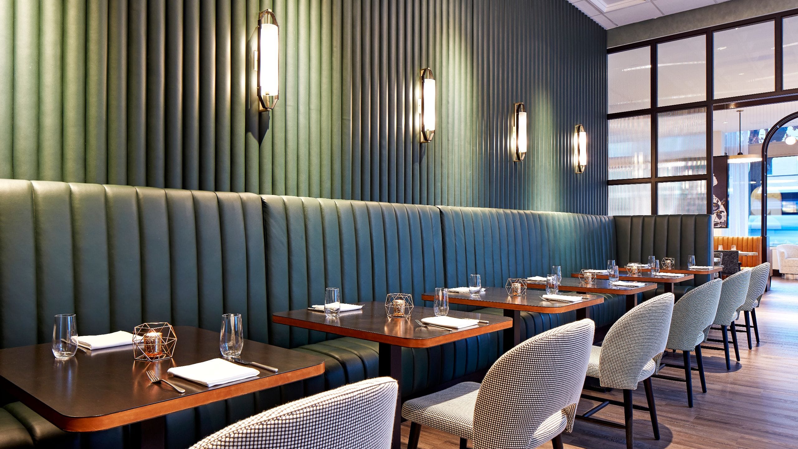 Hyatt Centric Downtown Sacramento 7th Street Jade Seating